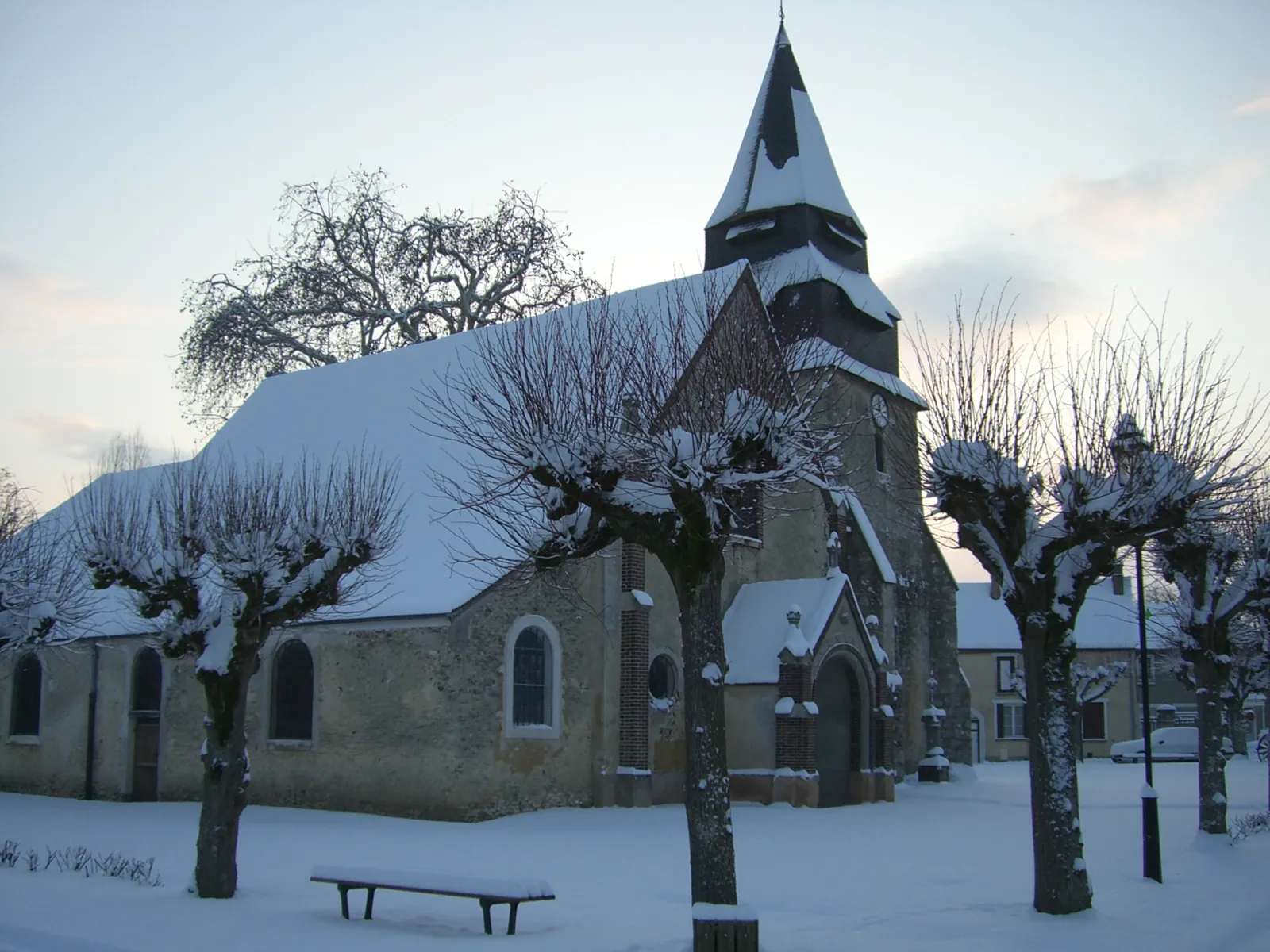 Photo showing: Eglise Saint Rémy