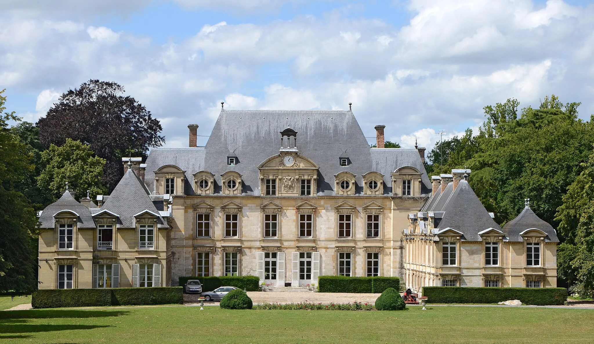 Photo showing: Castle of Rivière Bourdet ,Quevillon Seine Maritime, France