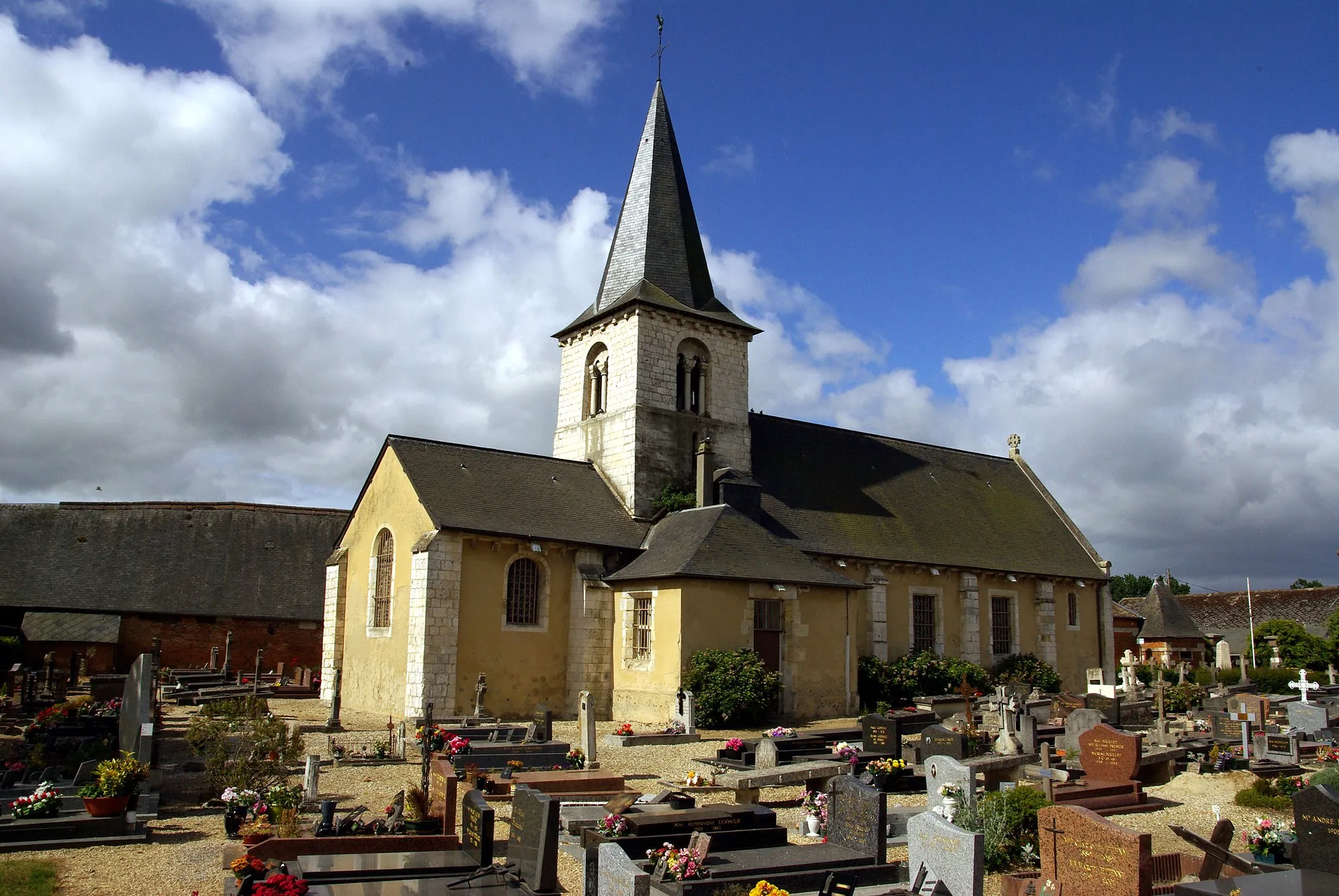 Photo showing: Church La Vaupalière