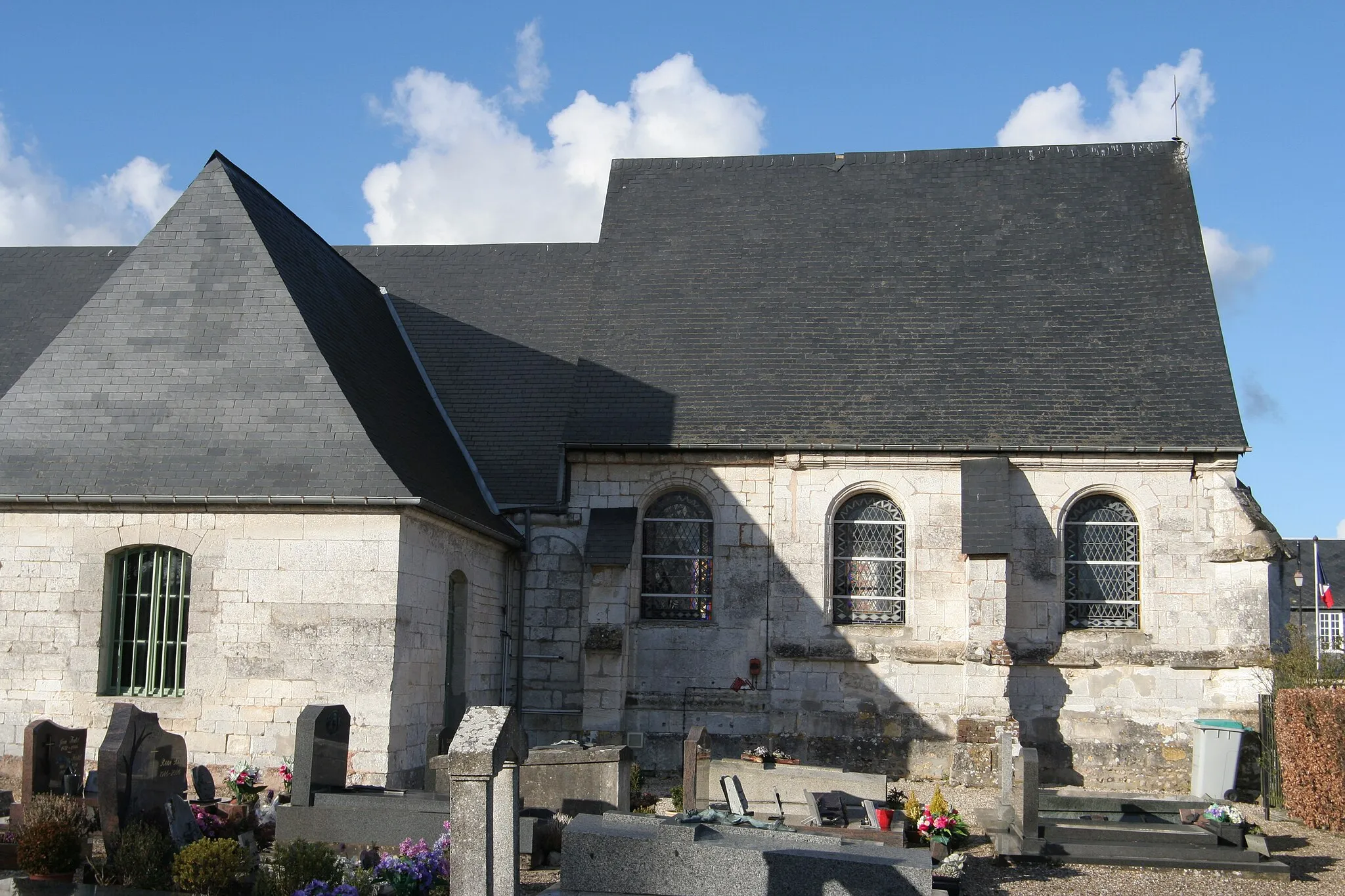 Photo showing: Église Saint-Jean-Baptiste de Saint-Jean-de-Folleville.