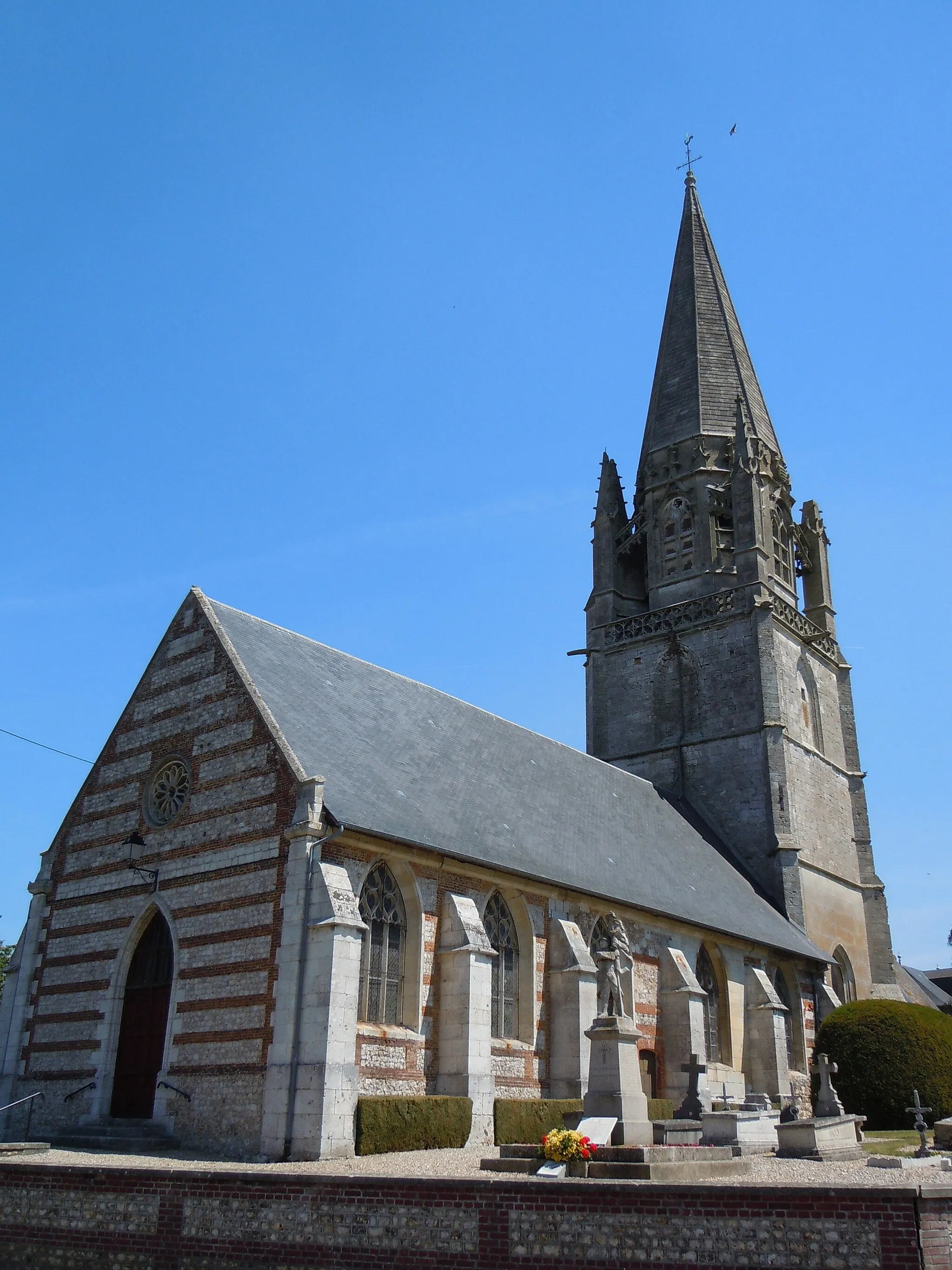 Photo showing: Valliquerville - ( Seine-Maritime) - Eglise Notre-Dame