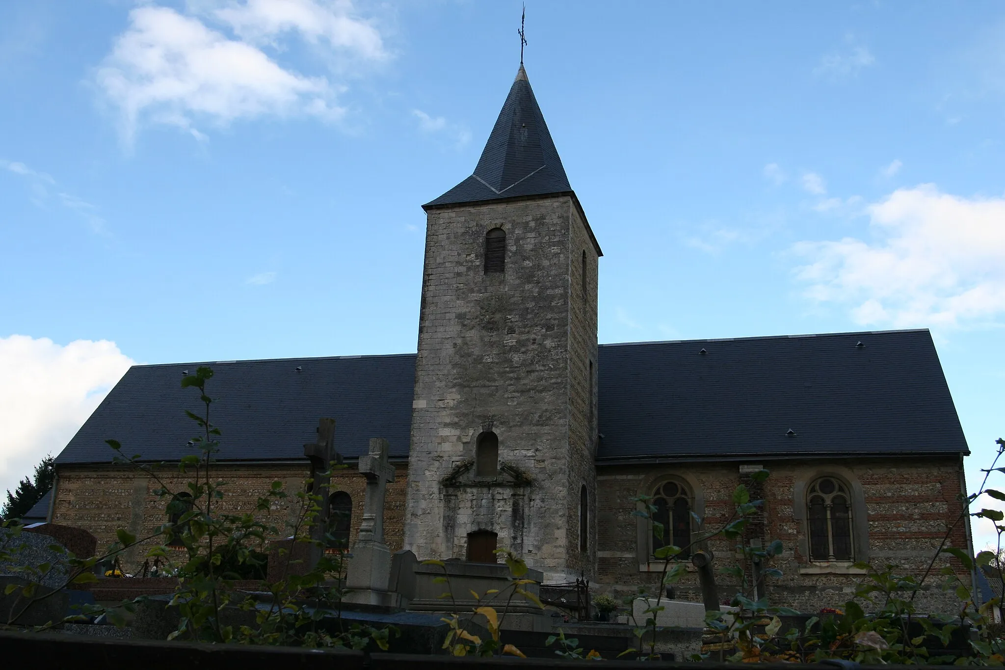 Photo showing: Église de Saint-Martin-du-Manoir.