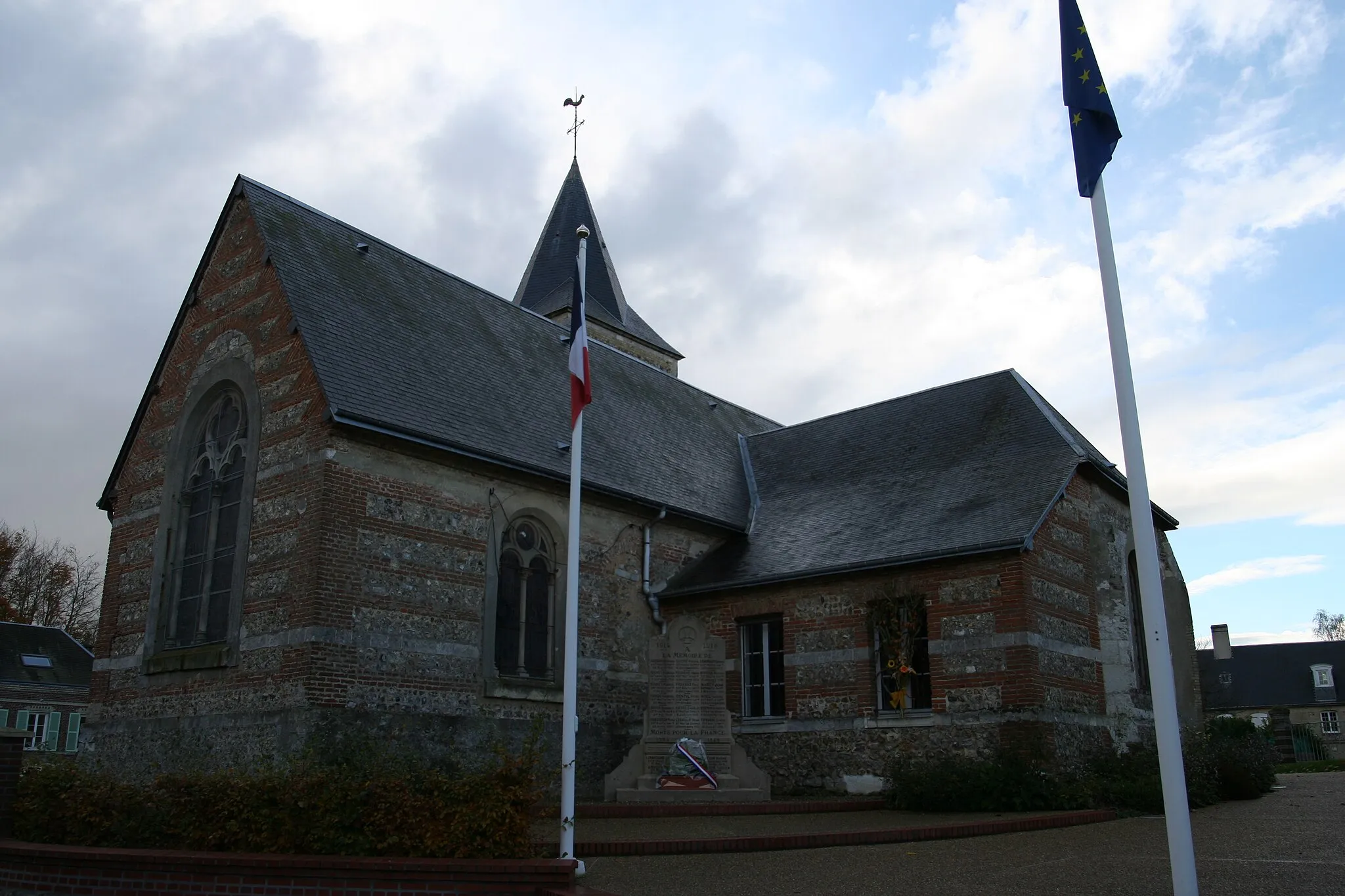 Photo showing: Église de Saint-Martin-du-Manoir.