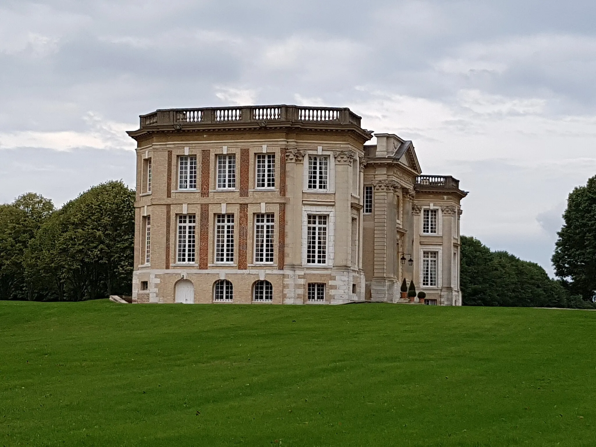 Photo showing: Château de Belbeuf