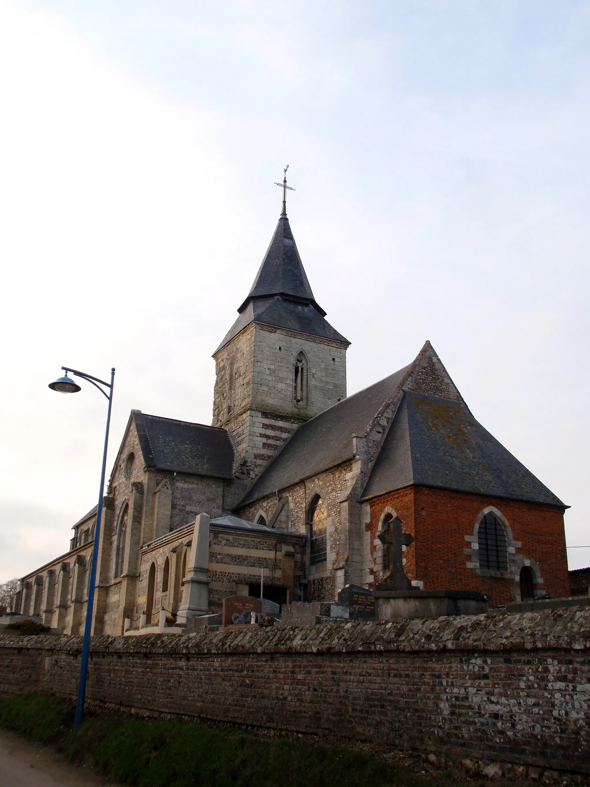 Photo showing: Hautot-l'Auvray (Seine-Maritime, France).

L'église Saint-Martin.