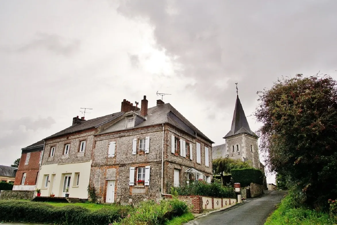 Photo showing: Le Village