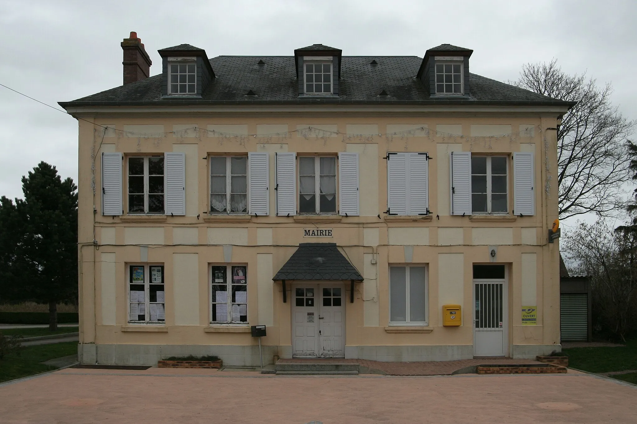 Photo showing: Mairie d'Annebault.