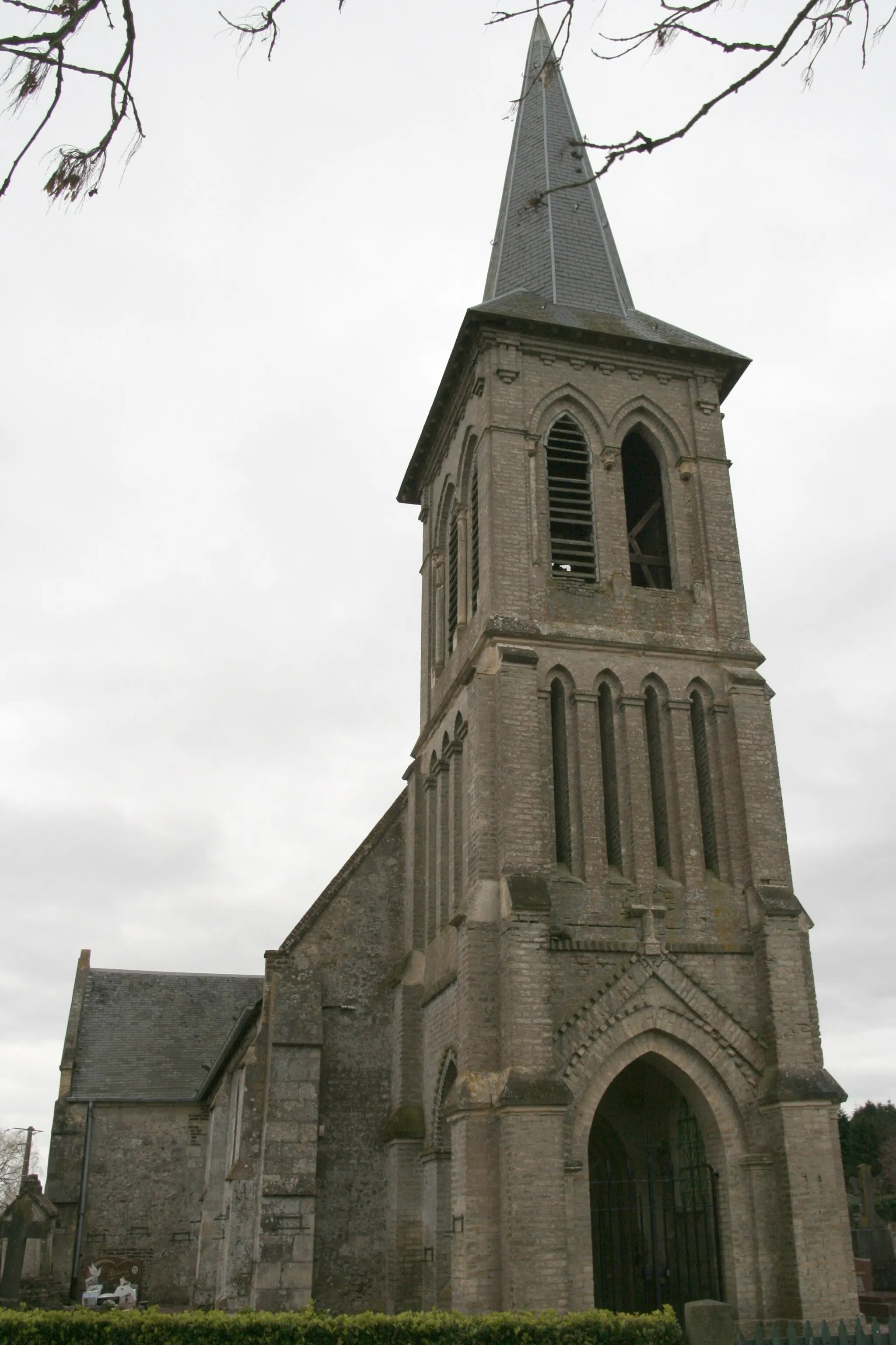 Photo showing: Église Saint-Remy d'Annebault.
