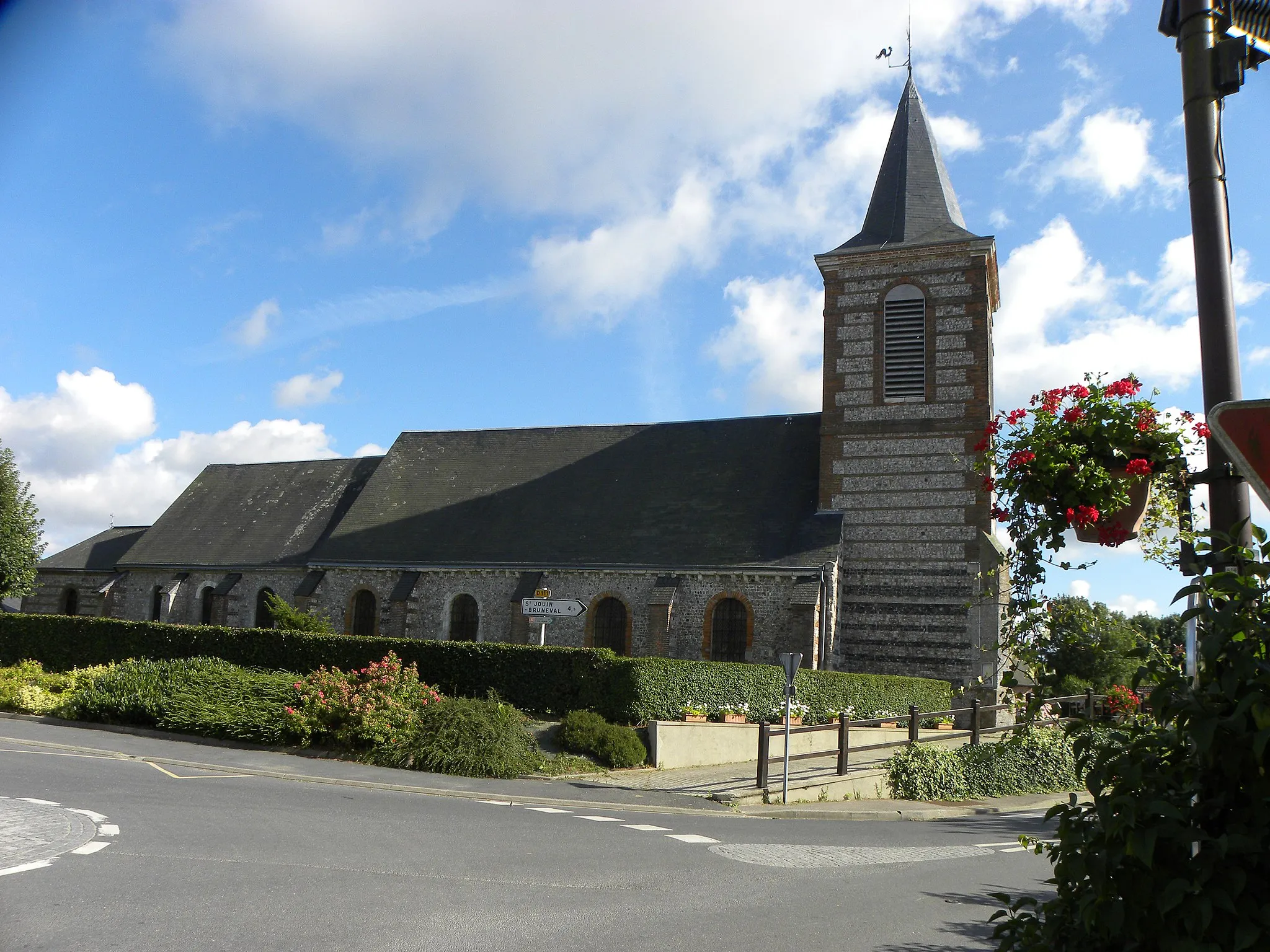 Photo showing: Eglise du village.