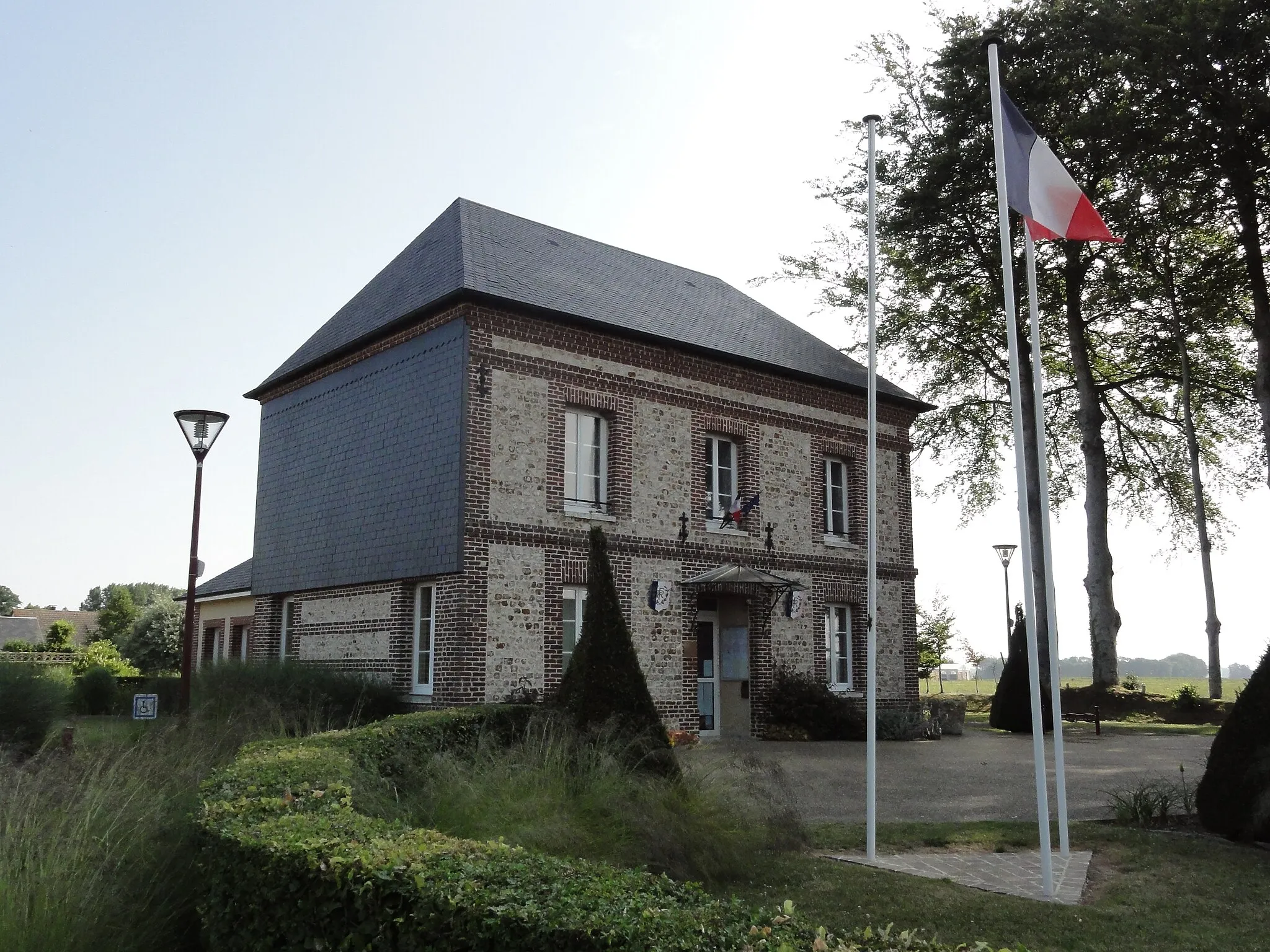 Photo showing: Bernières (Seine-Mar.) mairie