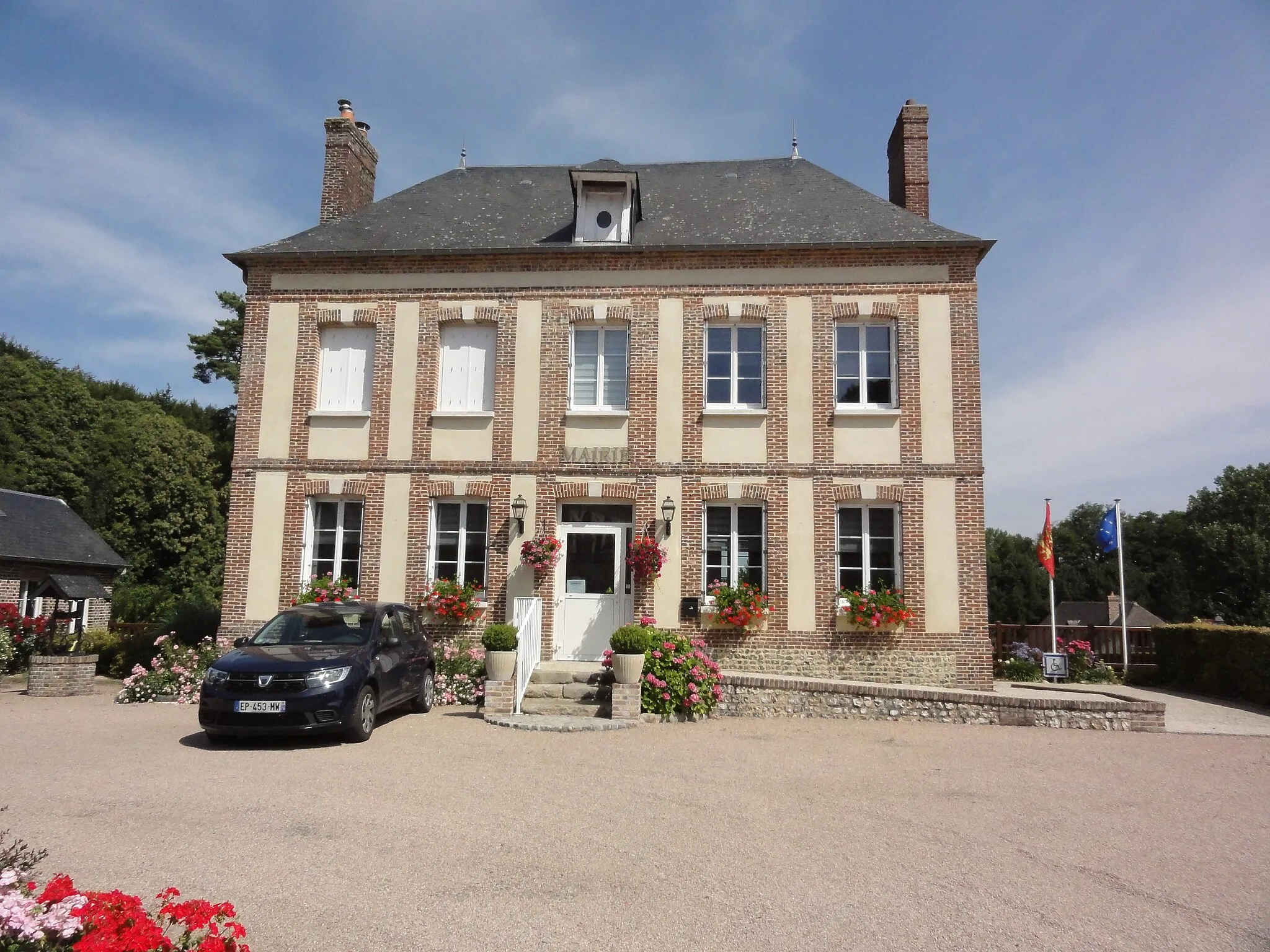 Photo showing: Saint-Vaast-Dieppedalle (Seine-Mar.) mairie