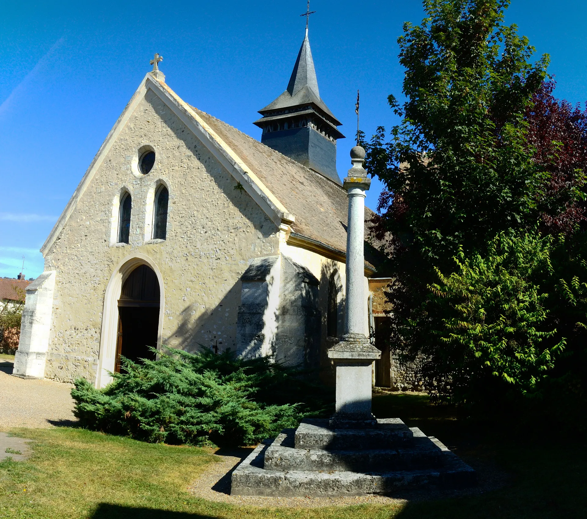 Photo showing: Eglise Paroissiale Saint-Paul La Croix Saint Leufroy