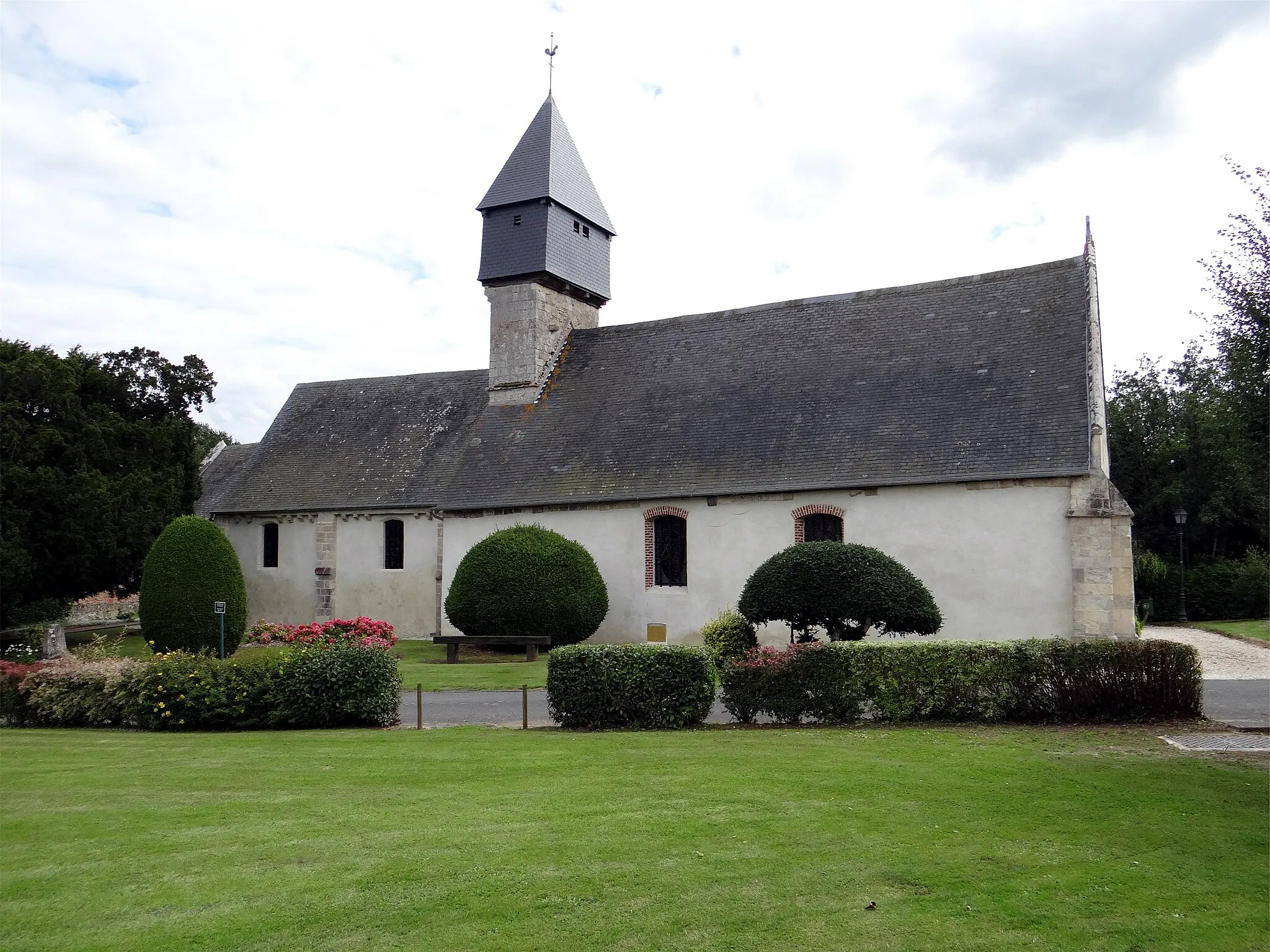 Photo showing: Parish Church, Vauville, Calvados, France.