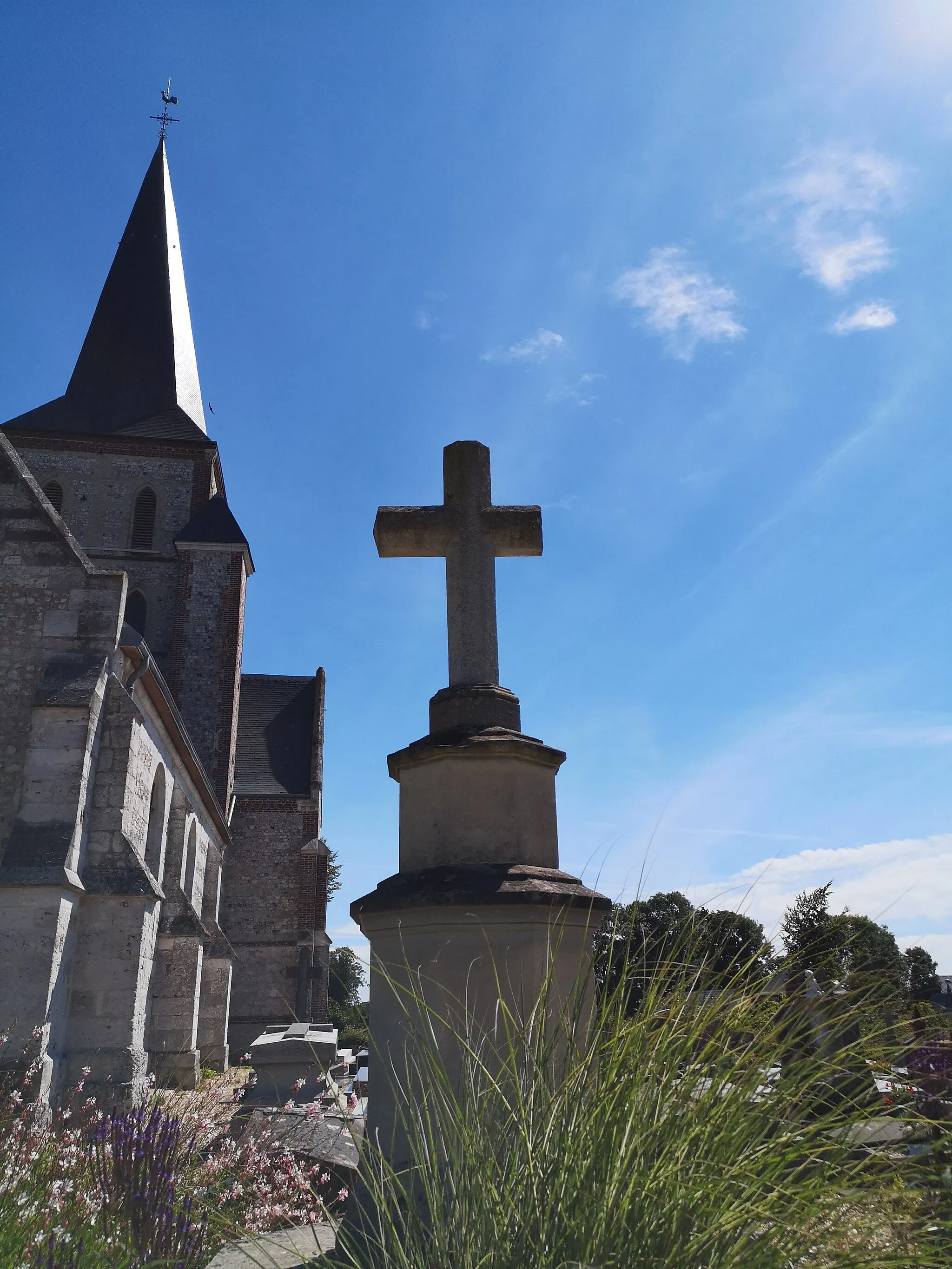 Photo showing: Église Notre-Dame-de-la-Nativité - Bermonville ( Terres-de-Caux ) - 76 - FR