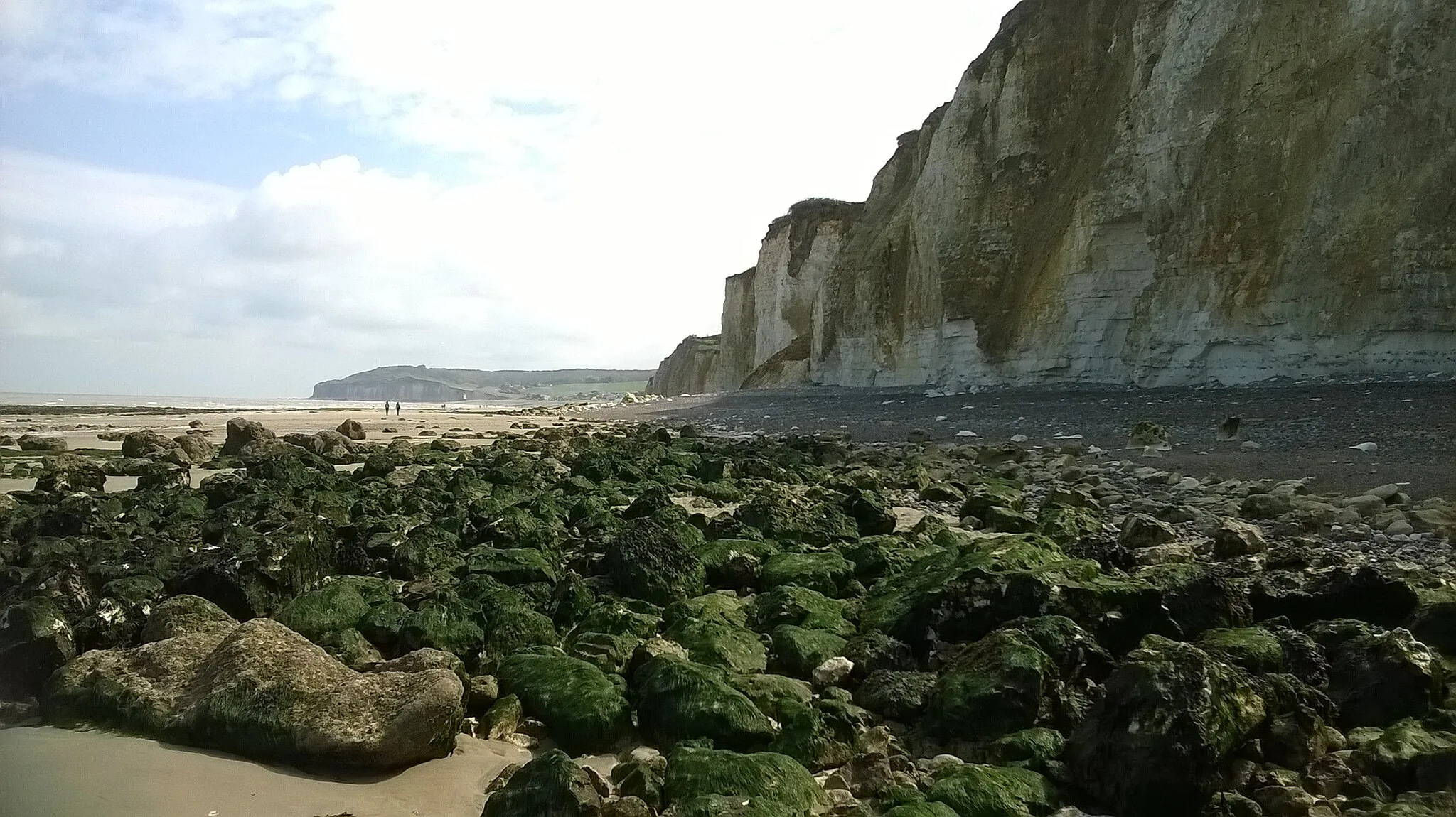 Photo showing: Falaises de Quiberville, coté ouest, vue de l'estran en direction de Quiberville