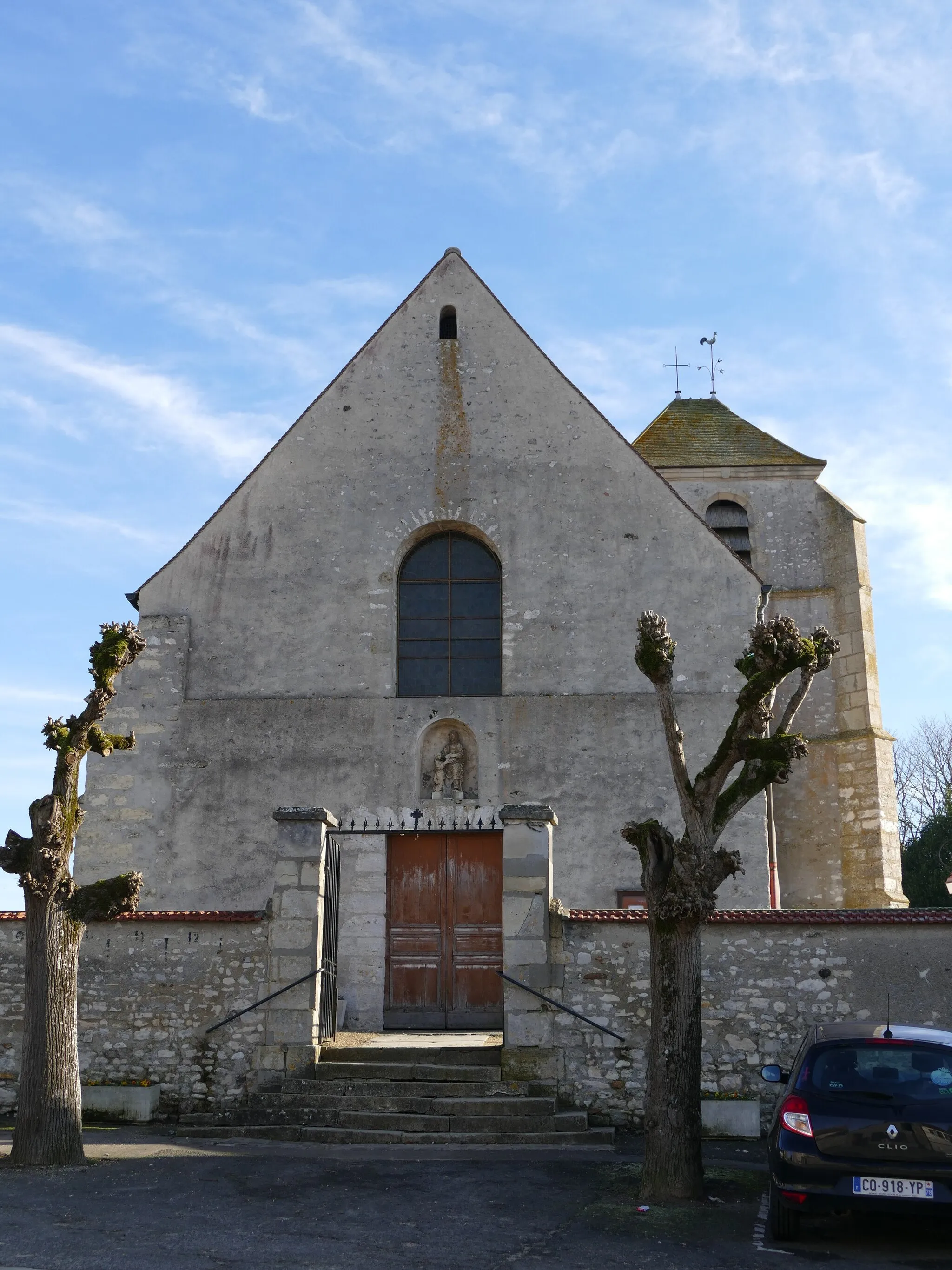 Photo showing: Saint-Martin's church in Soindres (Yvelines, Île-de-France, France).