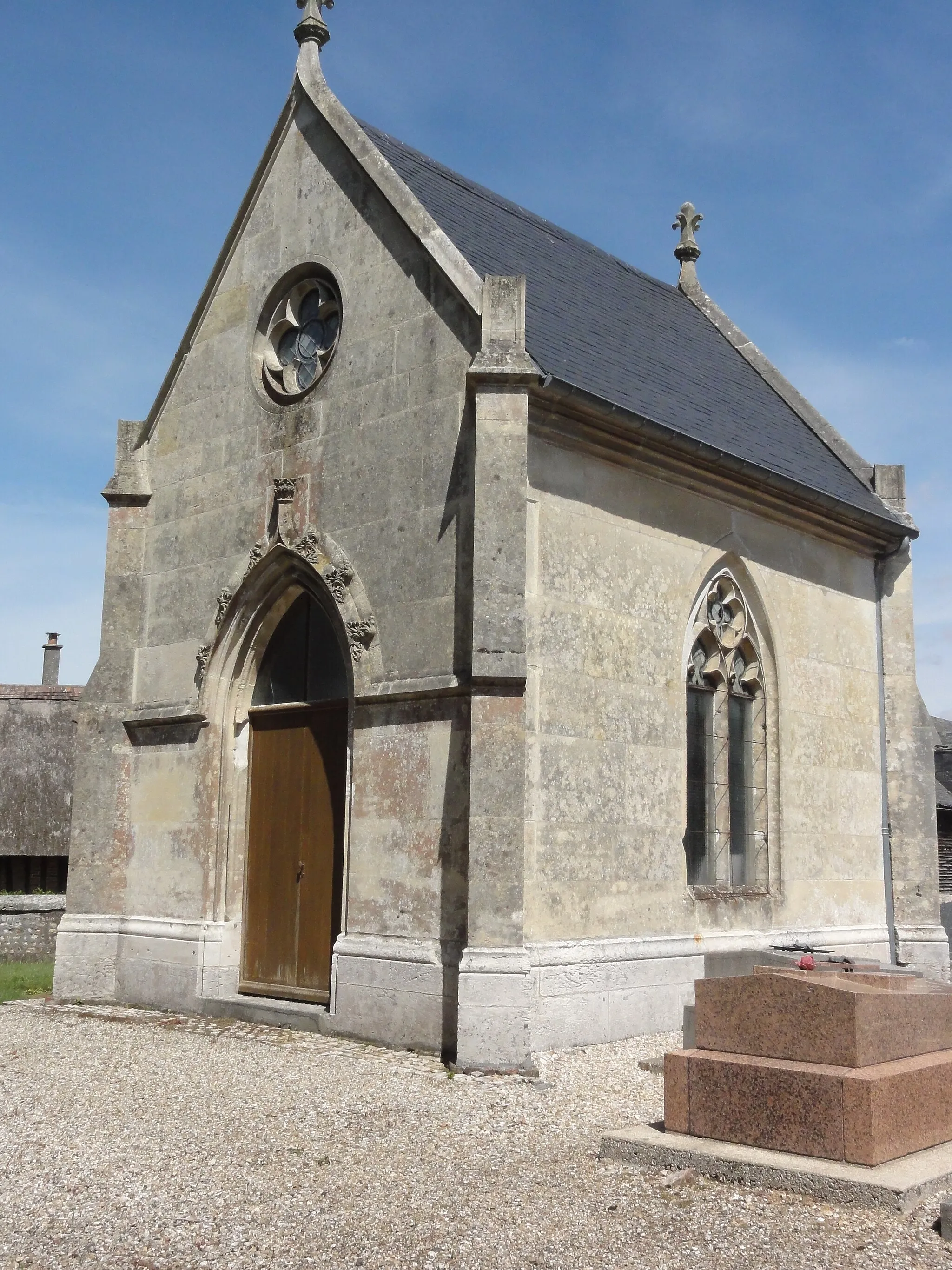 Photo showing: Rocquefort (Seine-Mar.) chapelle du cimetière