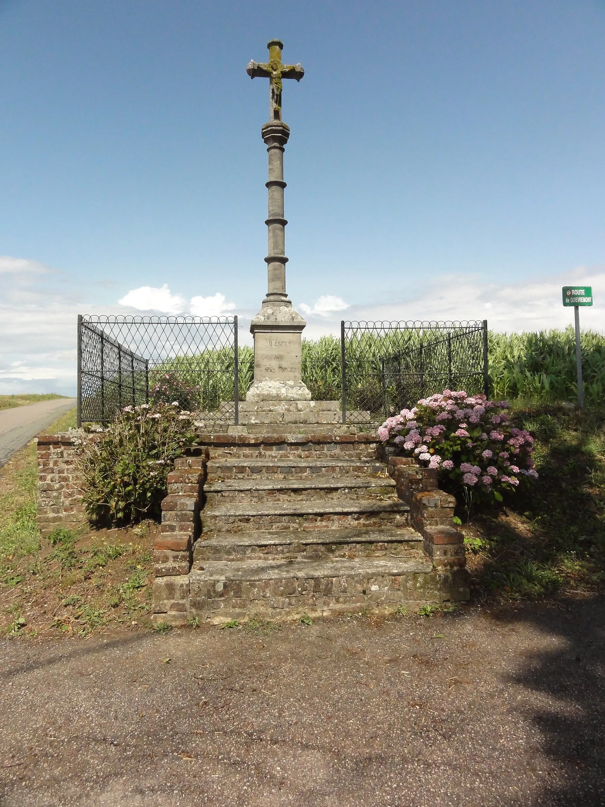 Photo showing: Anvéville (Seine-Mar.) croix de chemin