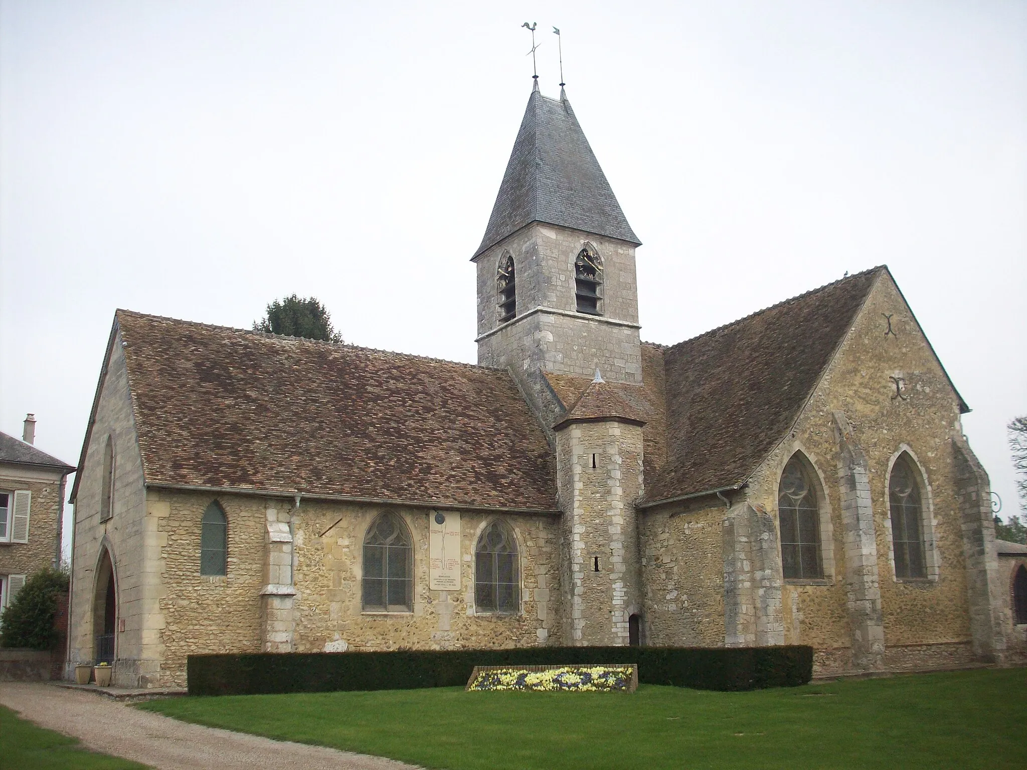 Photo showing: Église Saint-Denis d'Écos.