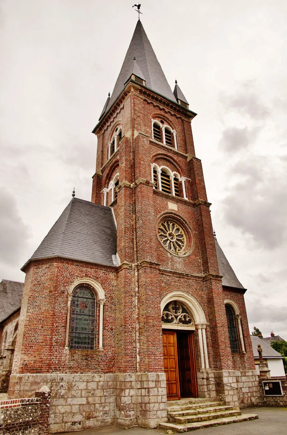 Photo showing: église St Firmin