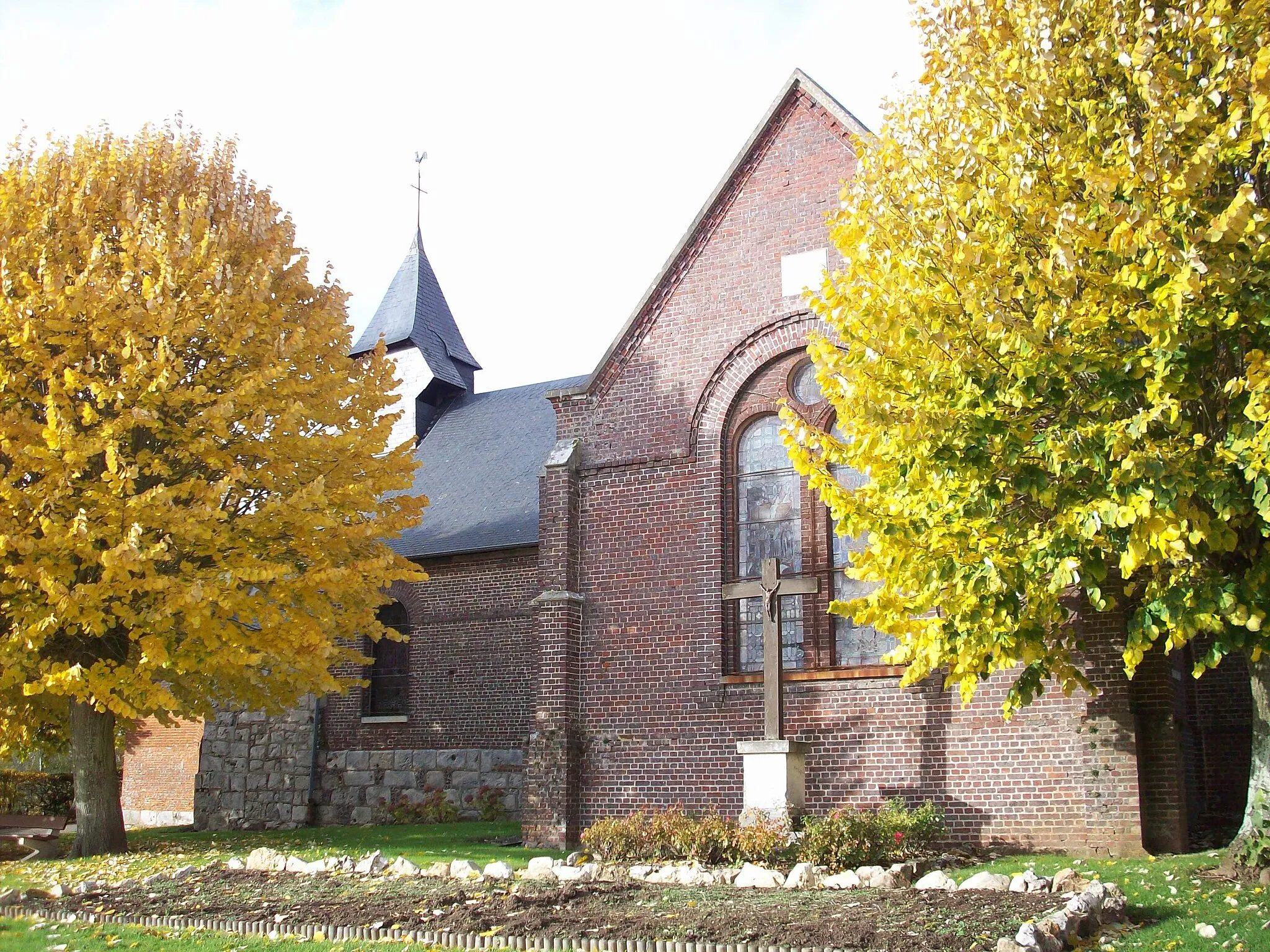 Photo showing: Eglise Saint-Mathurin des Hogues.