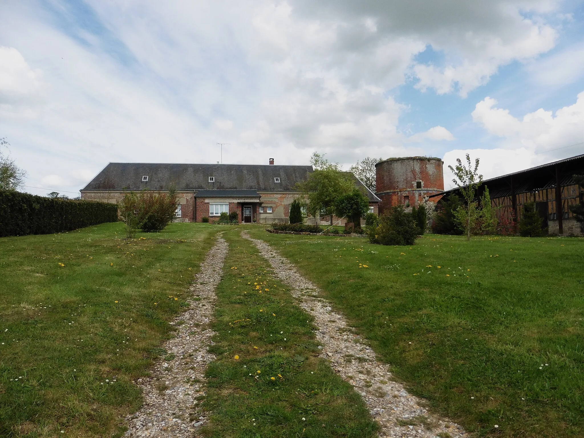 Photo showing: Saint-Samson-la-Poterie Oise Picardie