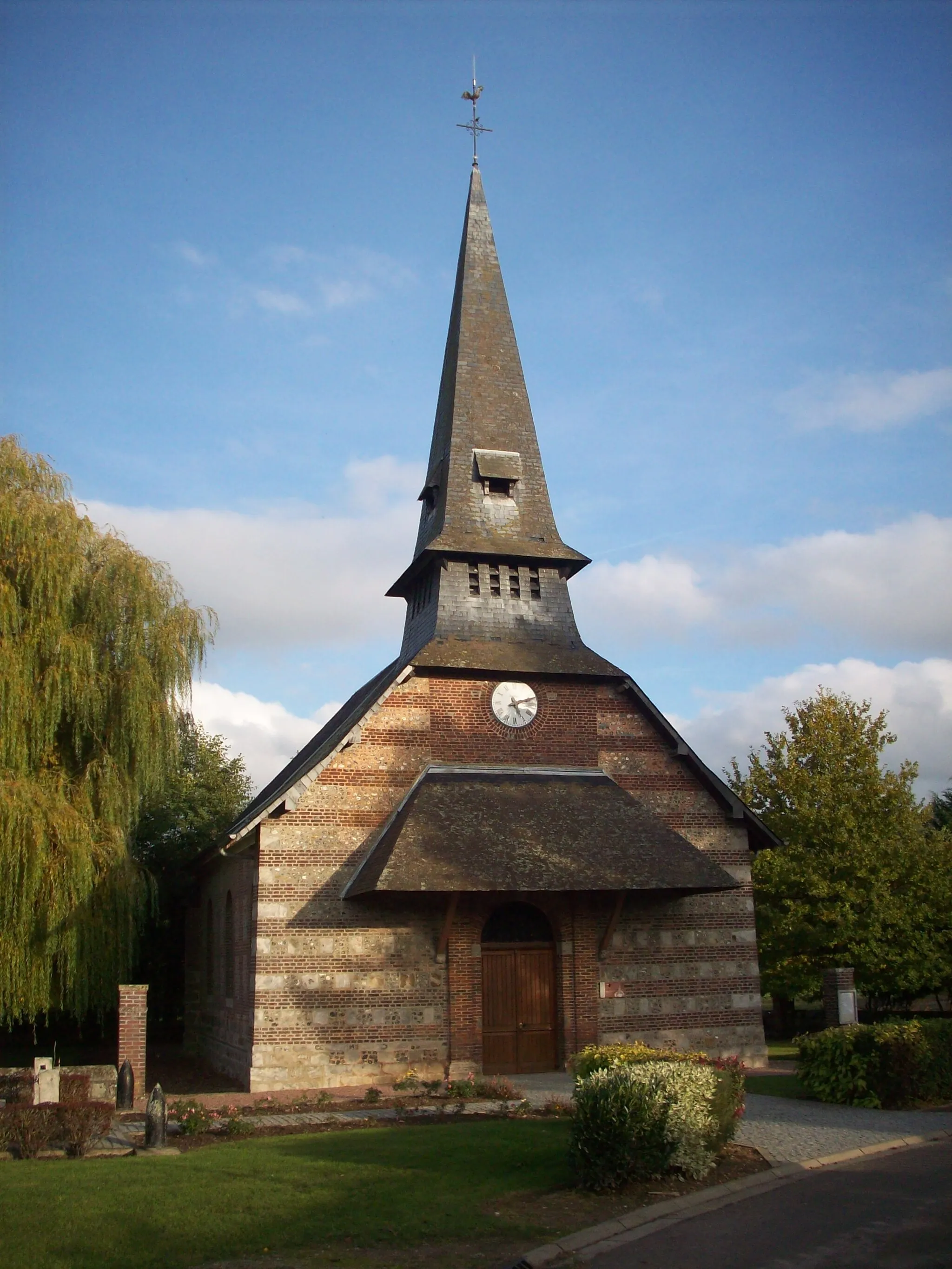 Photo showing: Eglise Sainte-Geneviève de Perruel.