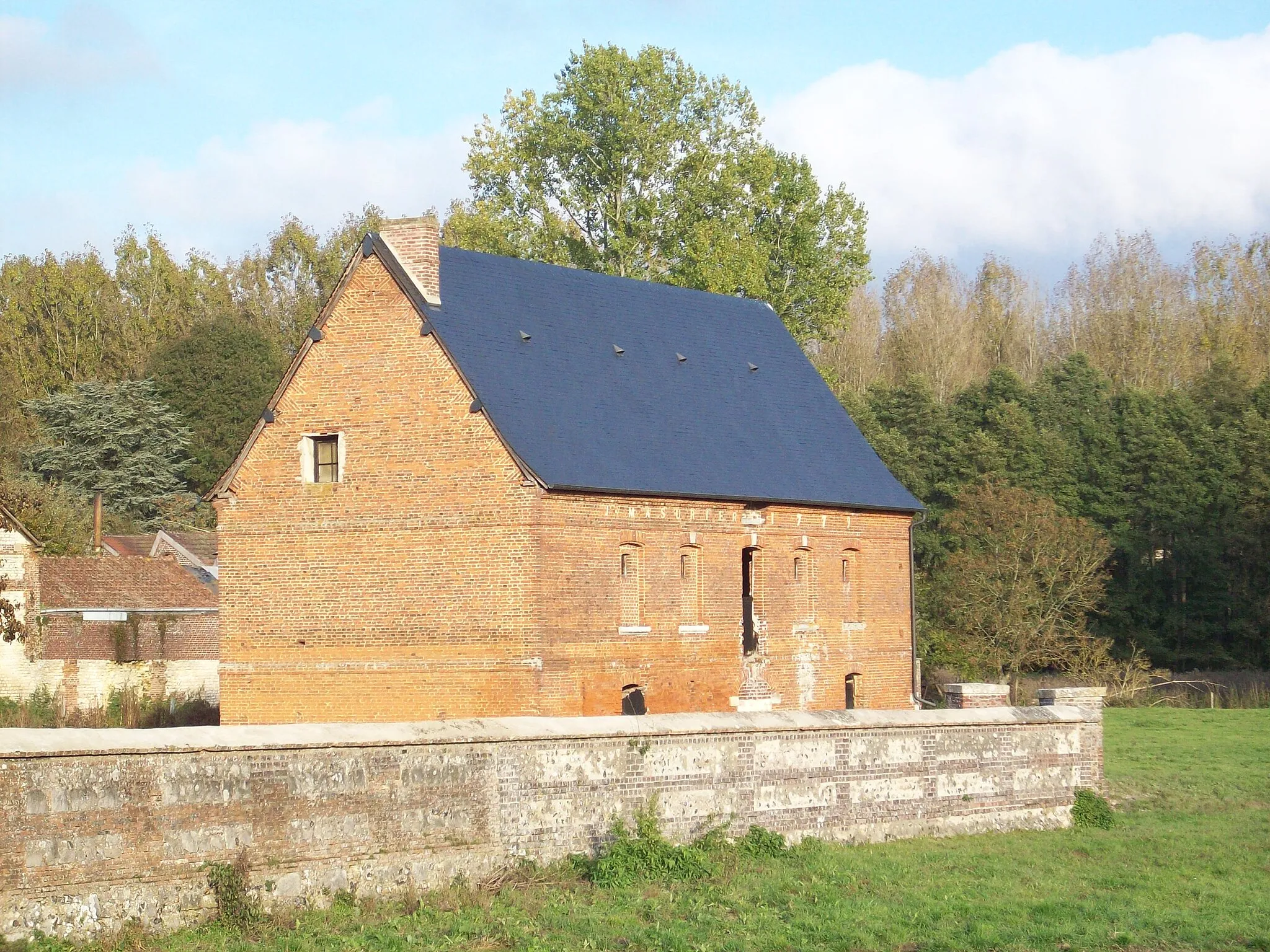 Photo showing: Moulin de l'ancienne abbaye de l'Isle-Dieu