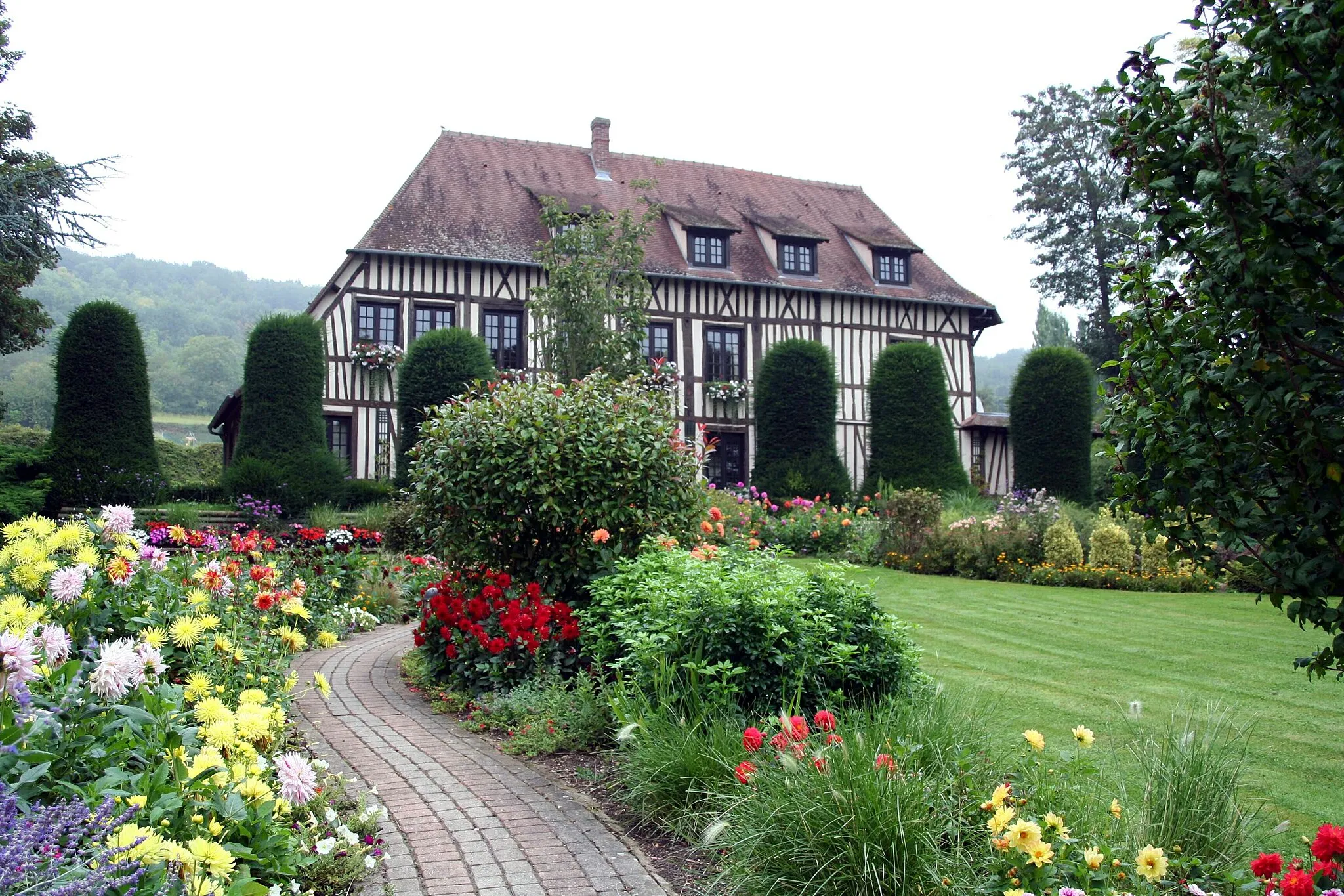 Photo showing: Mairie d'Alizay - Eure (France)