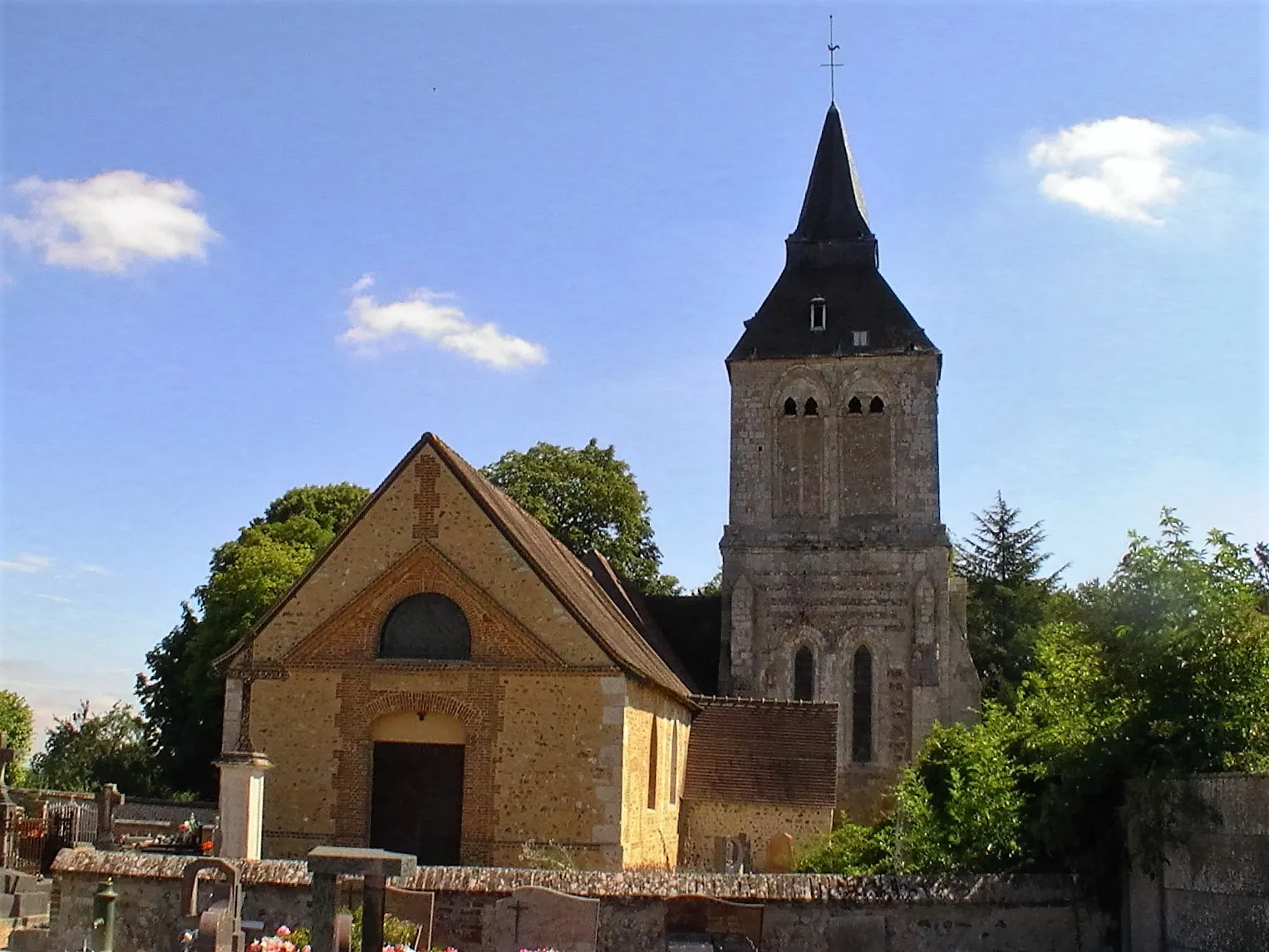 Photo showing: L'église Saint-Valérien.