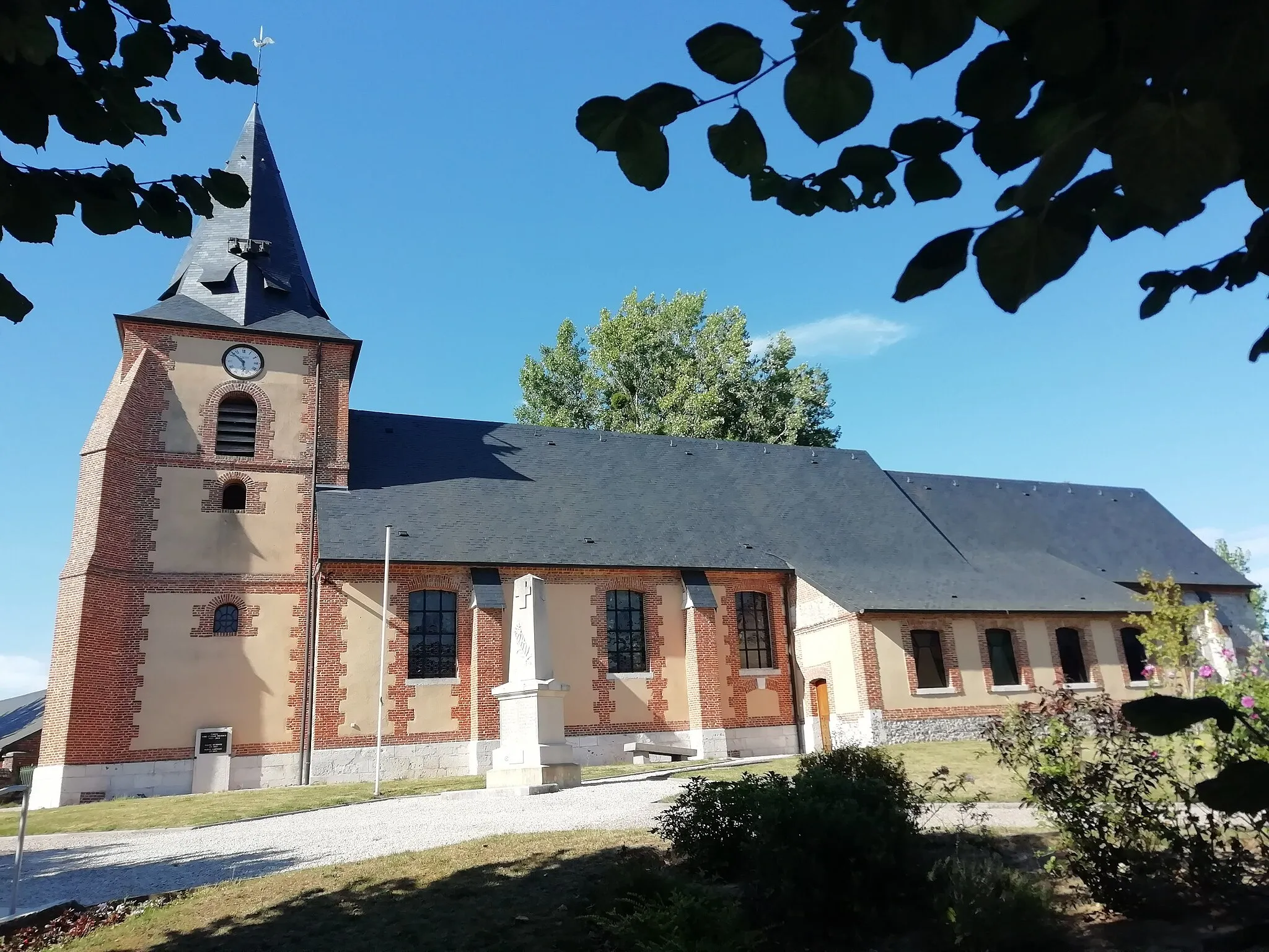 Photo showing: Eglise d'Etoutteville