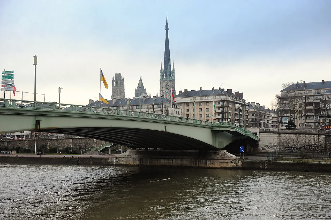 Photo showing: Ciel et Seine à Rouen