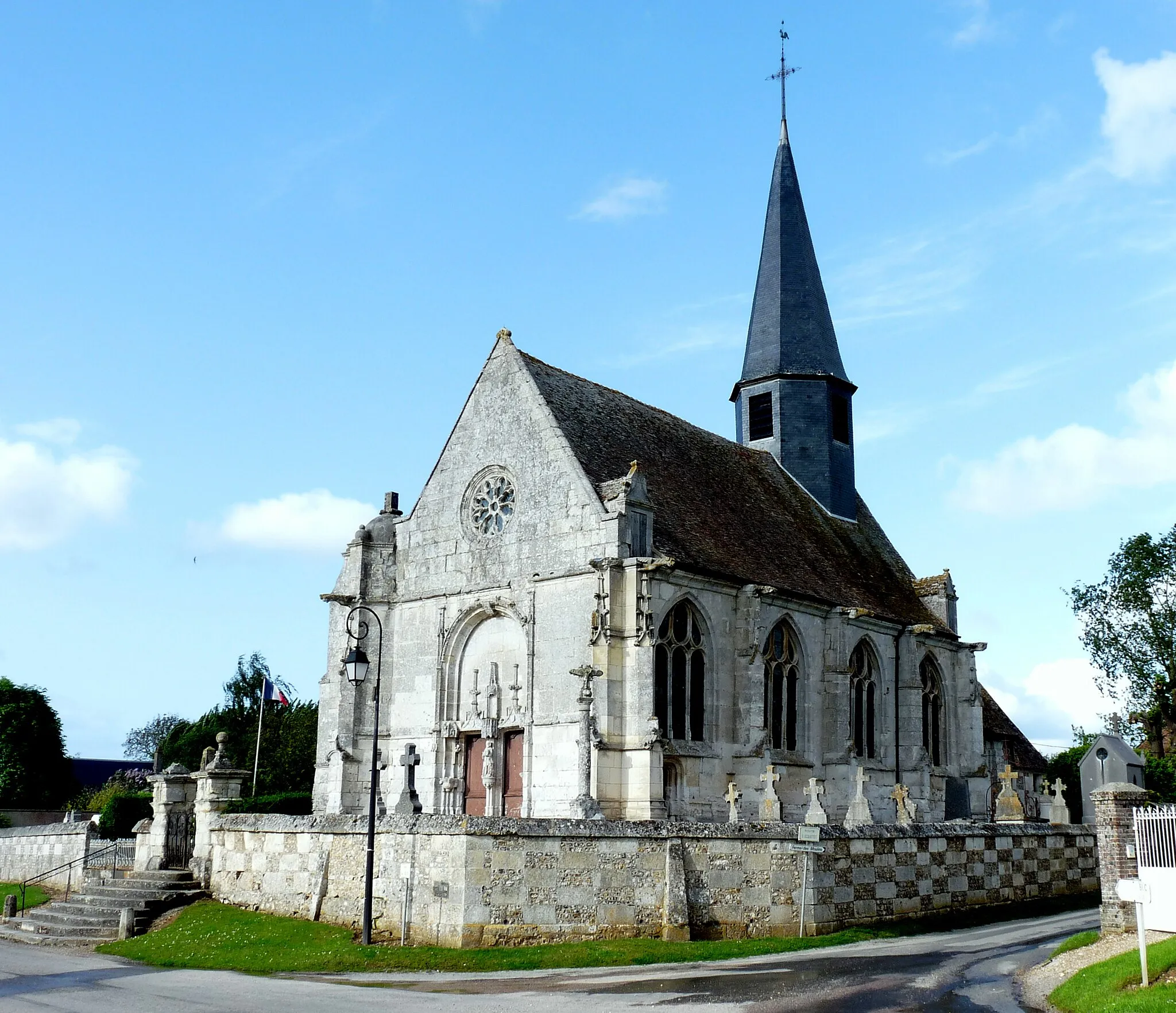 Photo showing: This building is indexed in the base Mérimée, a database of architectural heritage maintained by the French Ministry of Culture, under the reference PA00099368 .