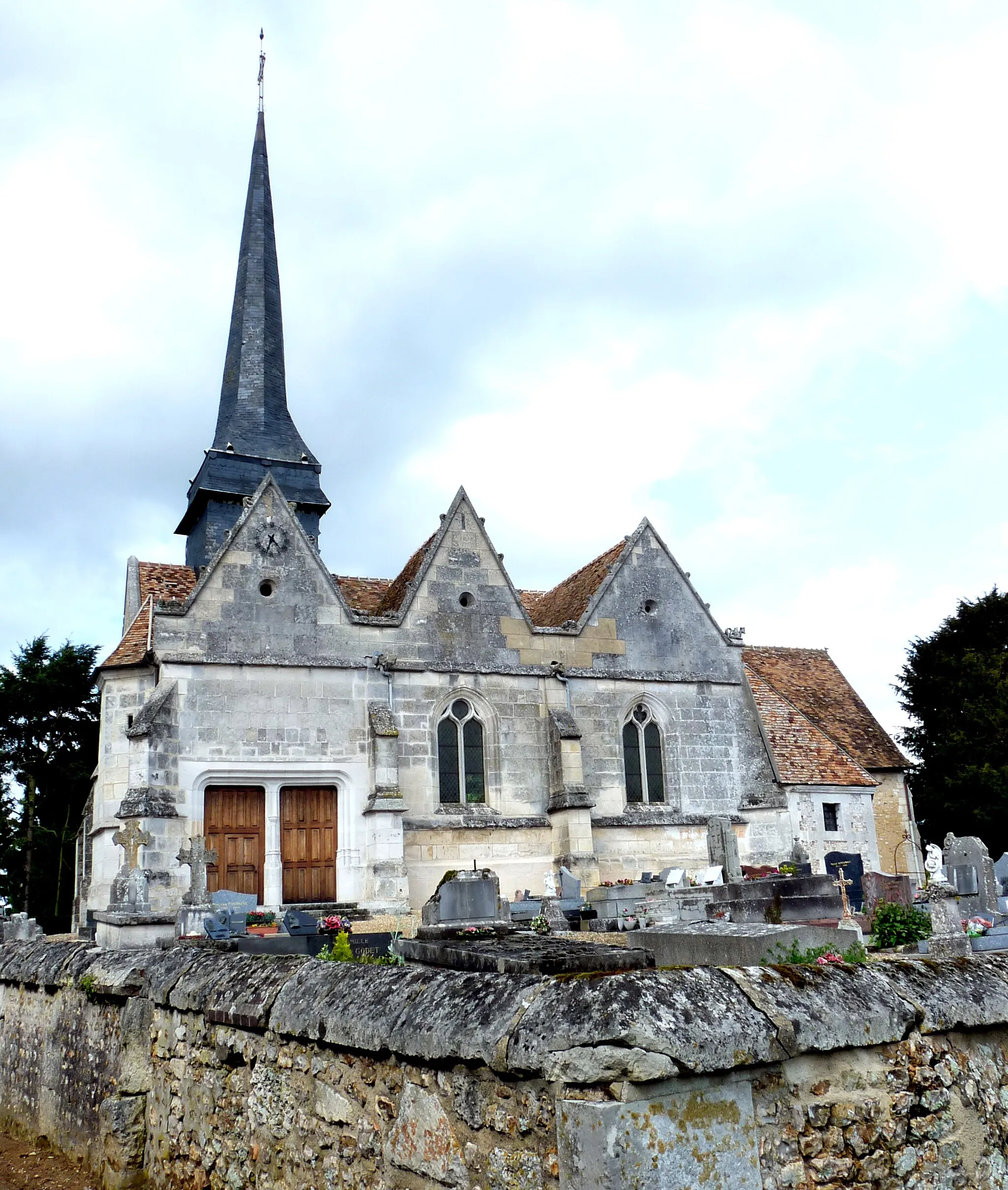 Photo showing: This building is indexed in the base Mérimée, a database of architectural heritage maintained by the French Ministry of Culture, under the reference PA00099382 .