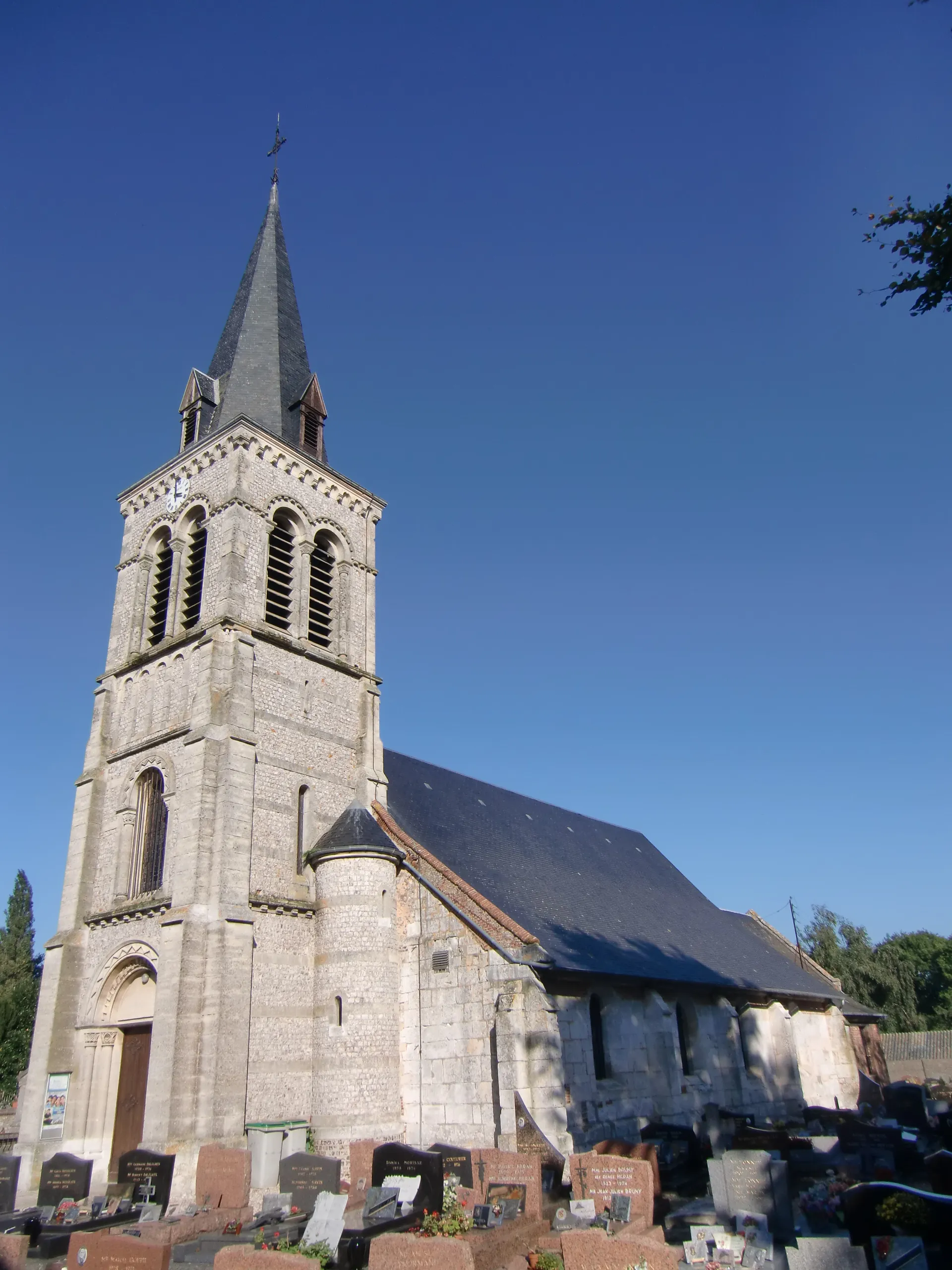 Photo showing: Église Notre-Dame de Trouville-la-Haule (Eure, Normandie, France)