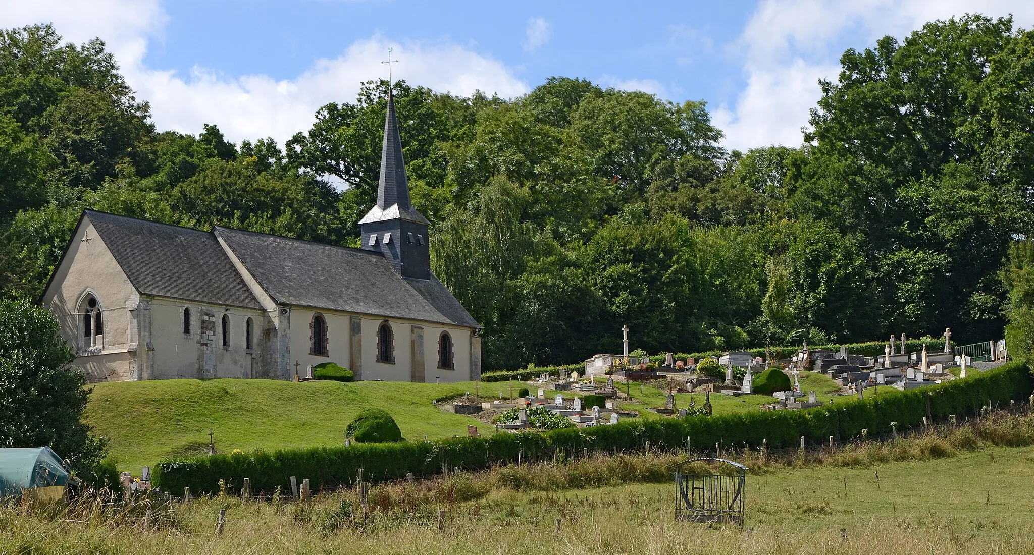 Photo showing: Église Saint-Martin et Saint-Pierre à Foulbec, Eure, France