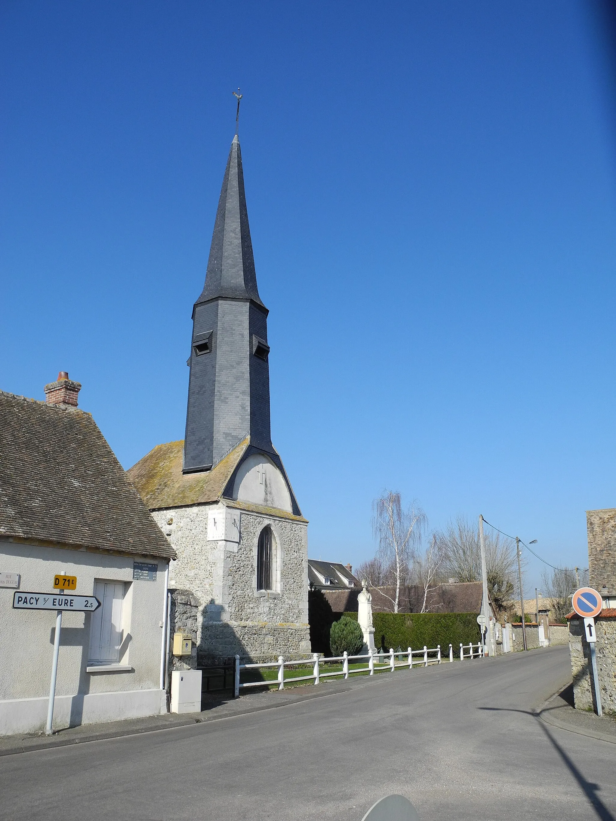 Photo showing: L'église de Fains (Eure)