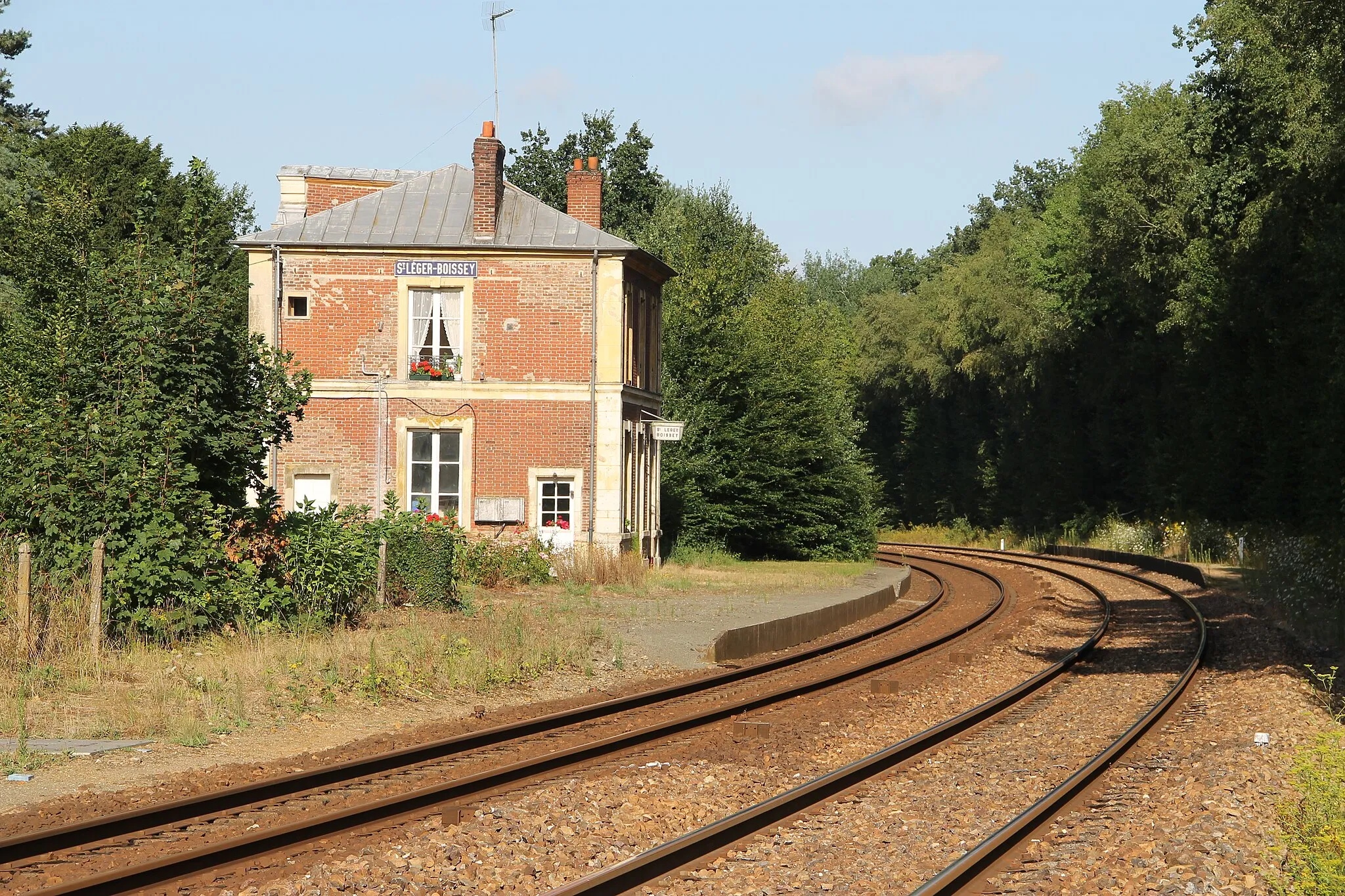 Photo showing: Gare fermée de Saint-Léger-Boissey
