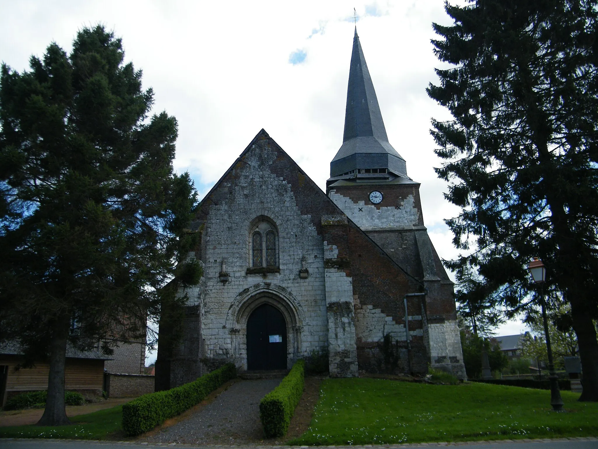 Photo showing: Aumâtre, vue de l'église.