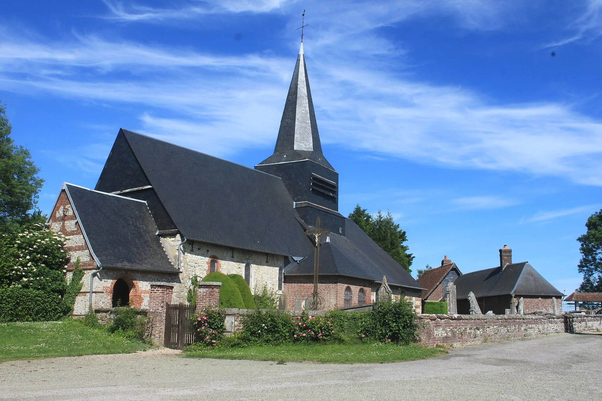 Photo showing: Eglise Saint-Pierre Saint-Paul de La-Ferté-en-Bray (La-Ferté-Saint-Samson, est née de la fusion de La-Ferté-en-Bray et de Saint-Samson )