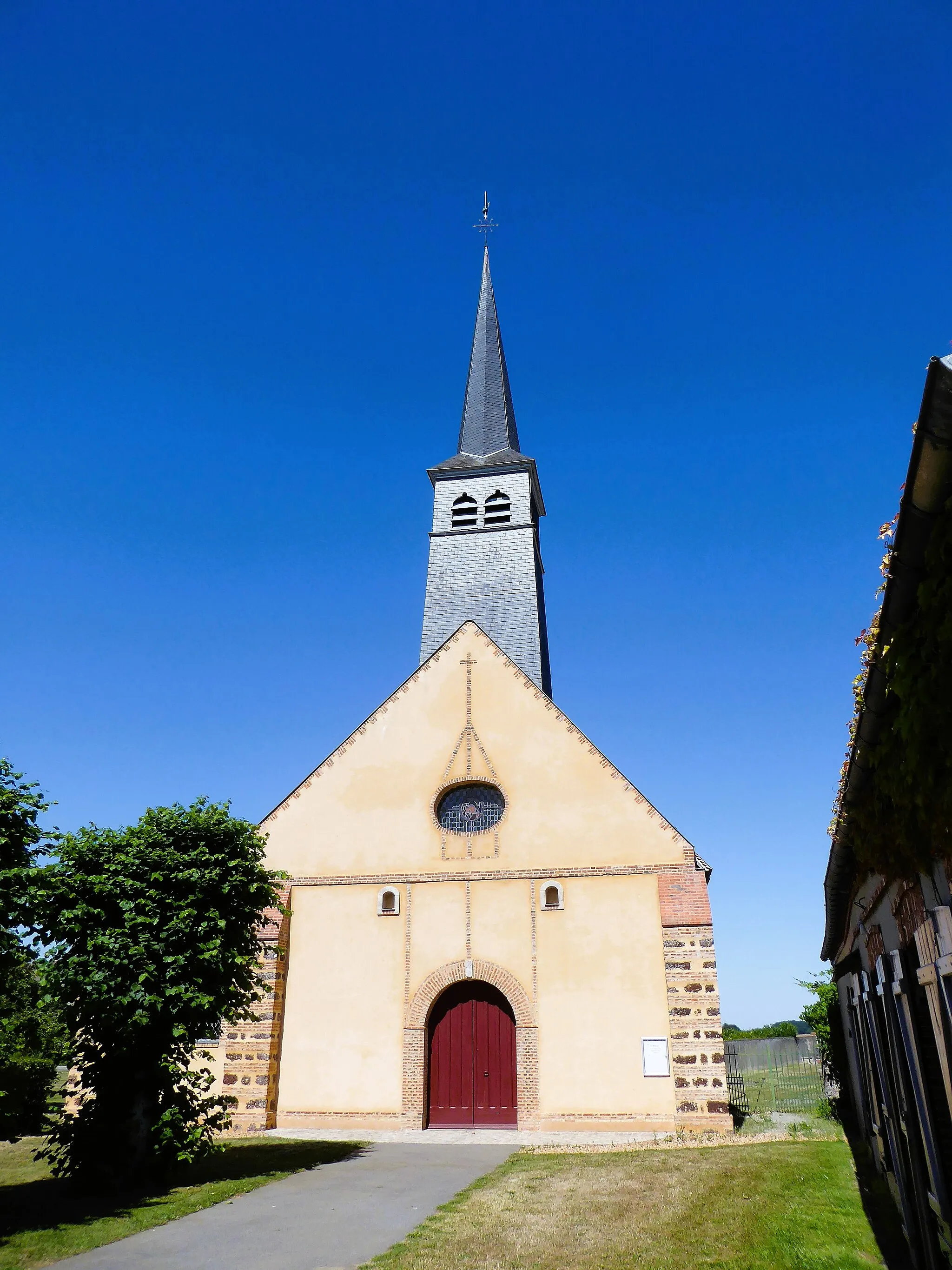 Photo showing: Église Sainte-Anne, La Saucelle, Eure-et-Loir, France.