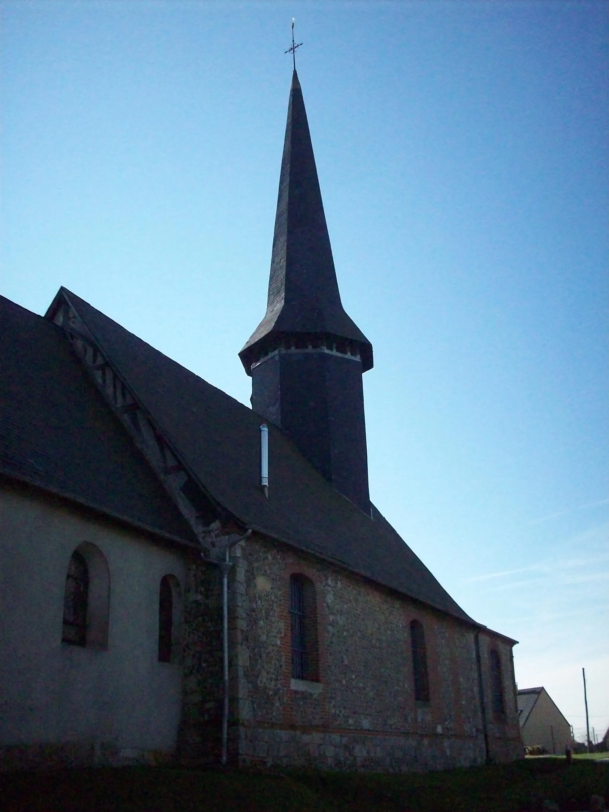 Photo showing: Église Notre-Dame d'Auzouville-sur-Ry.