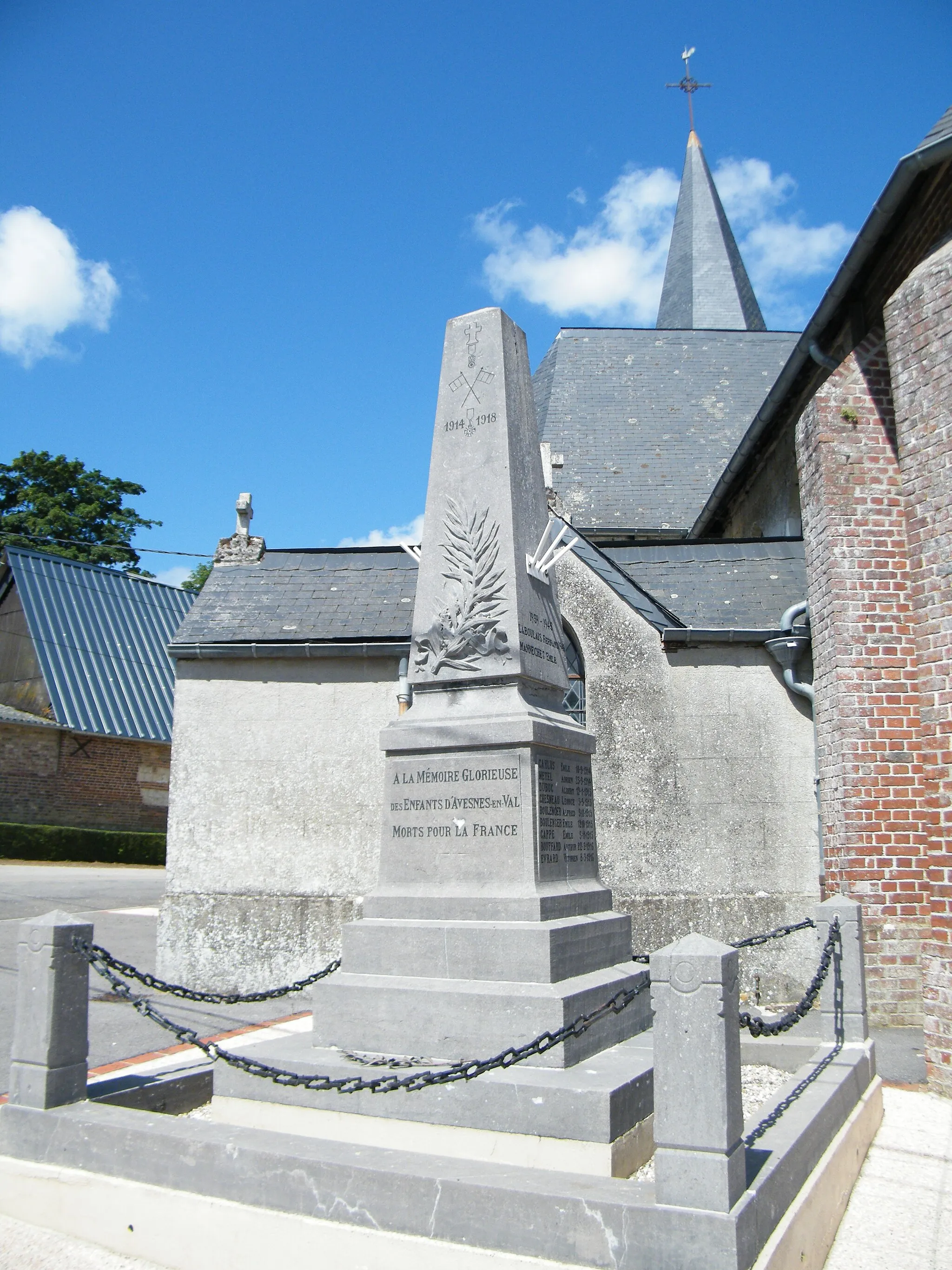 Photo showing: Avesnes-en-Val, Seine-Maritime, France, monument (2)