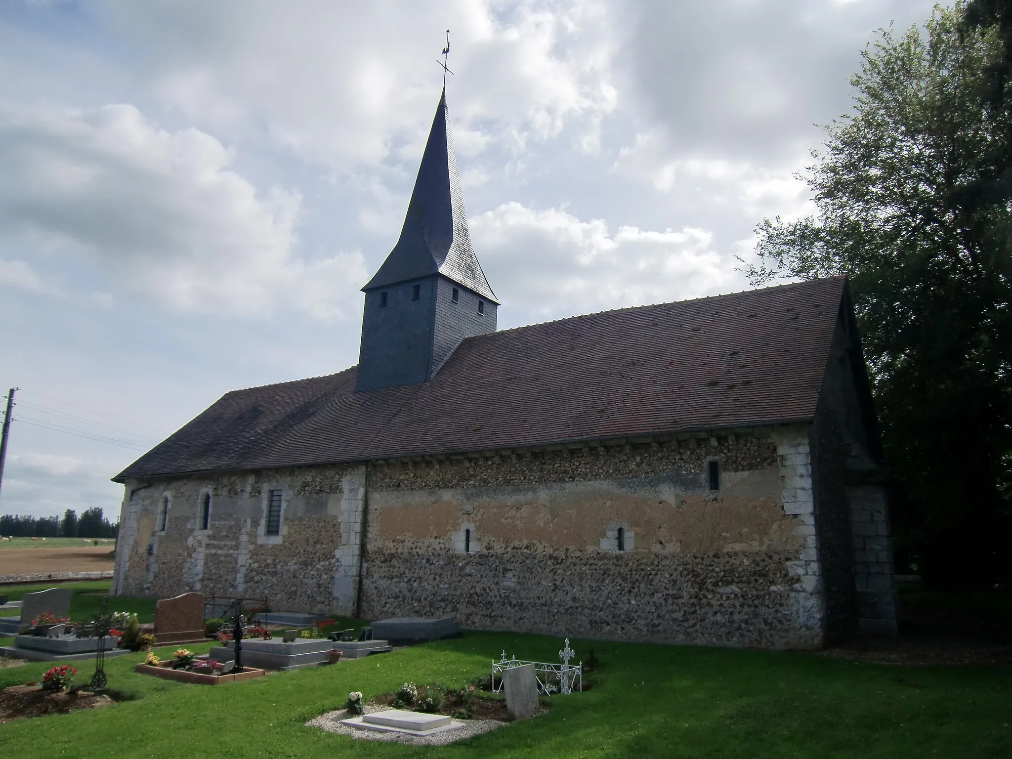 Photo showing: église de La-Trinité-de-Thouberville (Eure, Normandie, France)