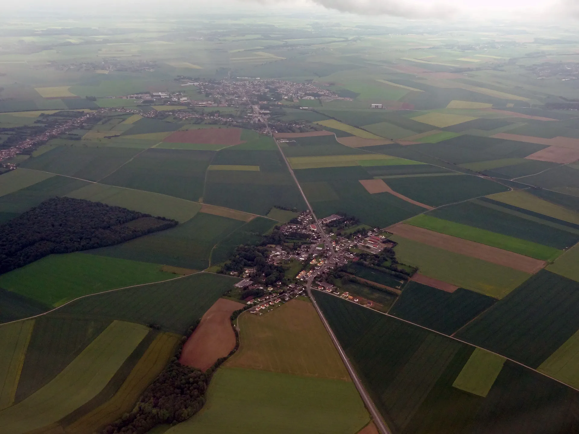 Photo showing: Vue aérienne de Thieuloy-Saint-Antoine, Halloy et Grandvilliers (Oise), France.