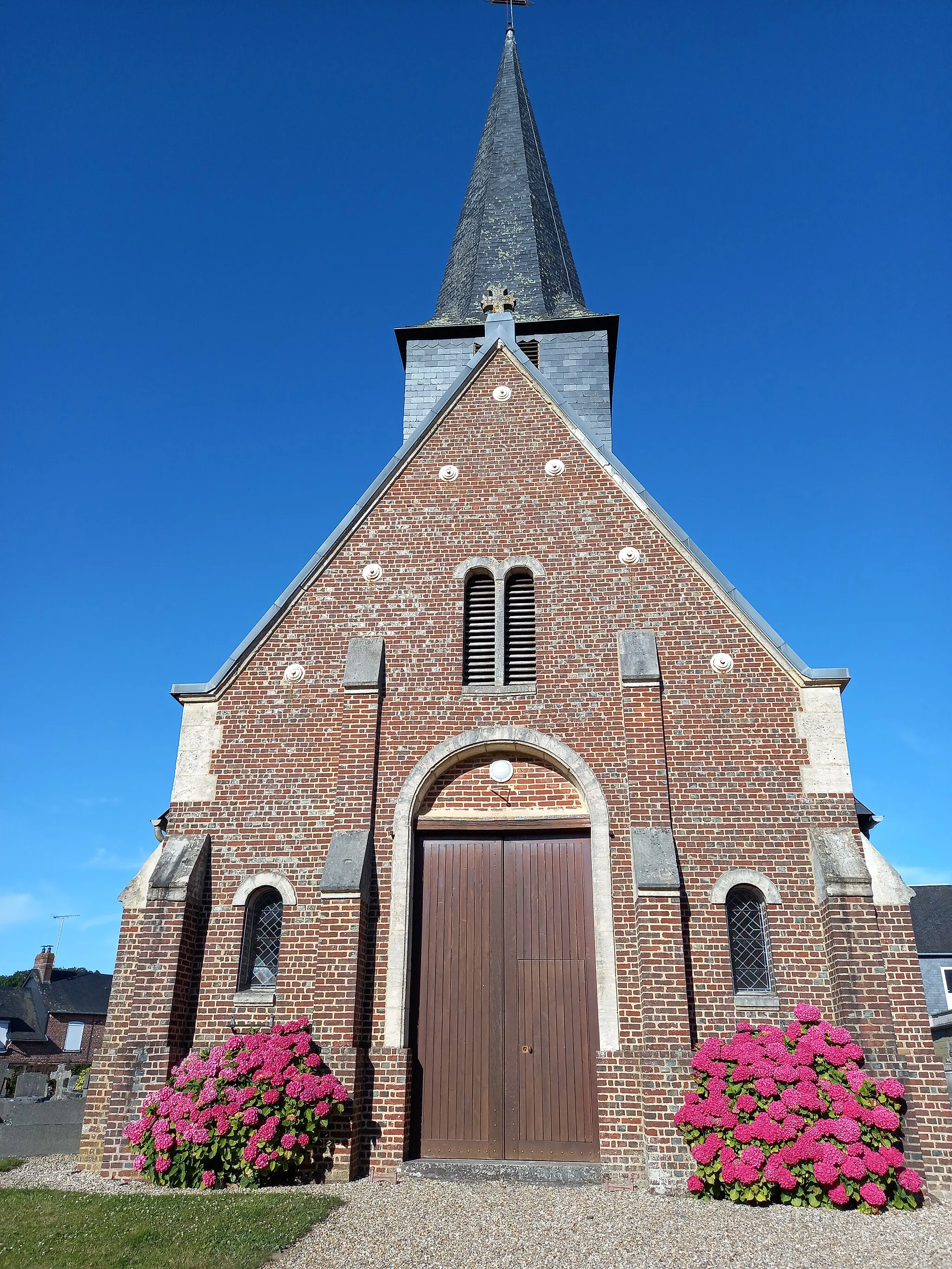 Photo showing: église Saint-Ouen de Saint-Ouen-du-Breuil (église située en Seine-Maritime, en France)