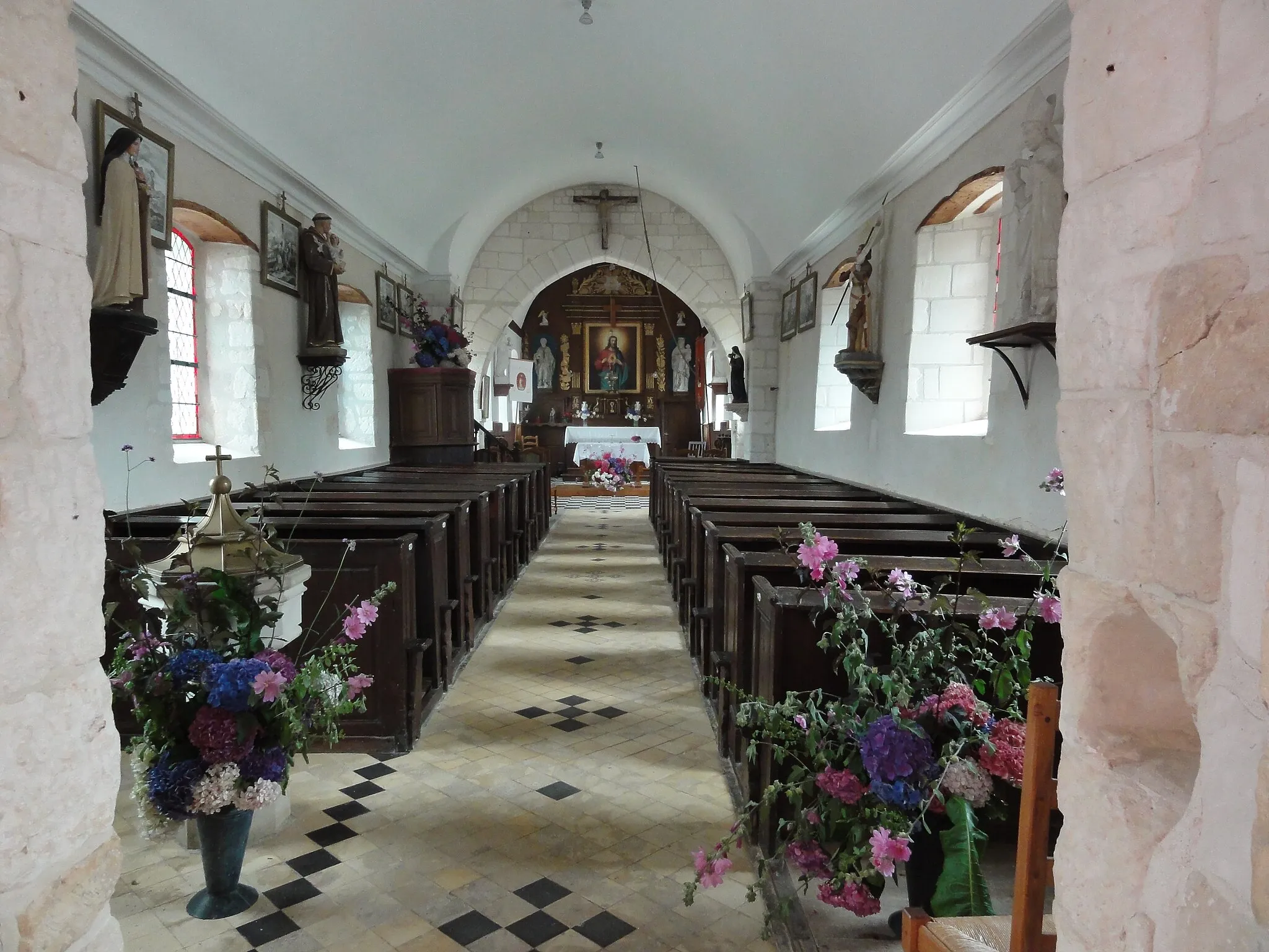 Photo showing: Villainville (Seine-Mar.) église intérieur