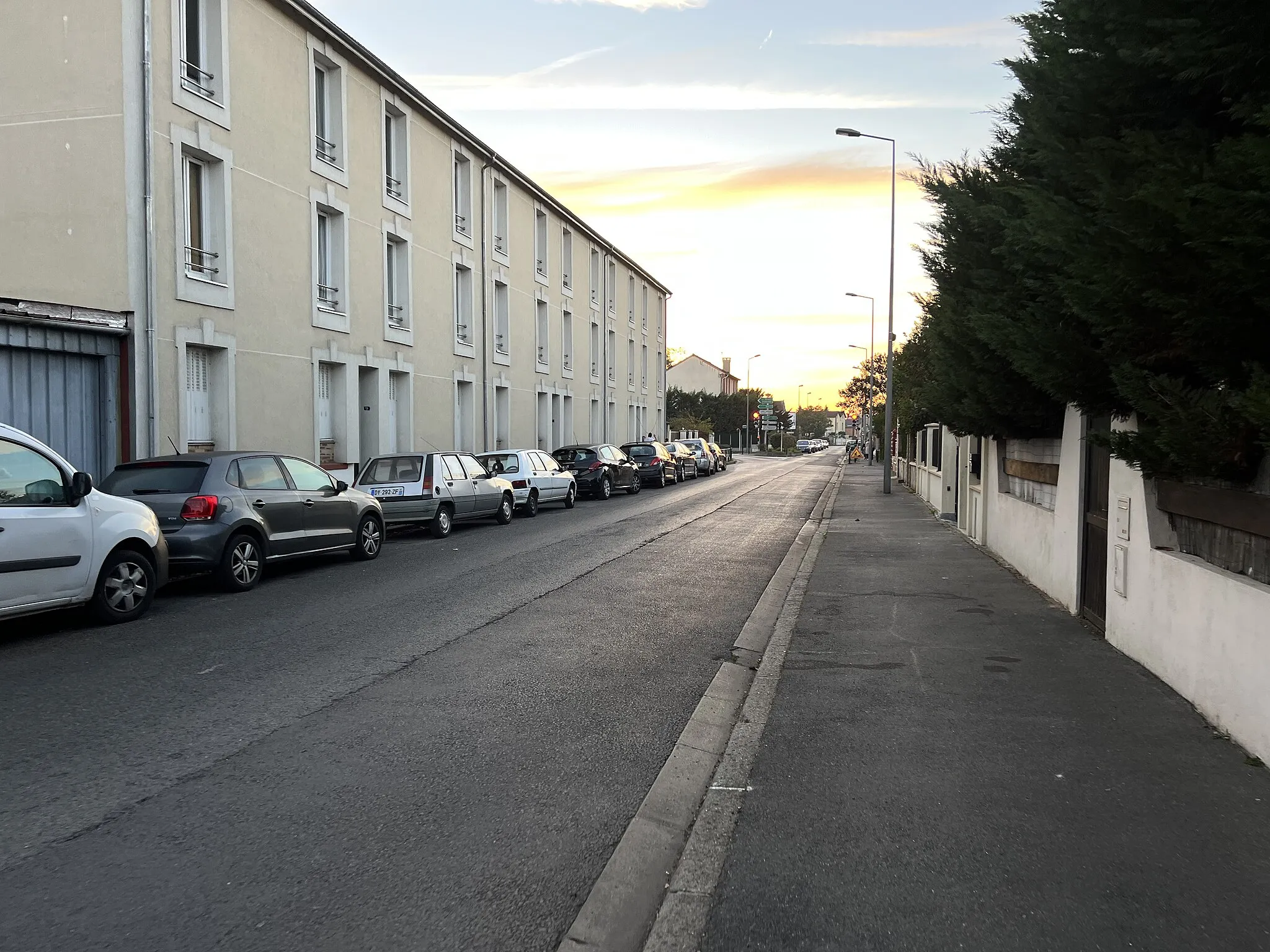 Photo showing: Rue de Sevran, Vaujours.
