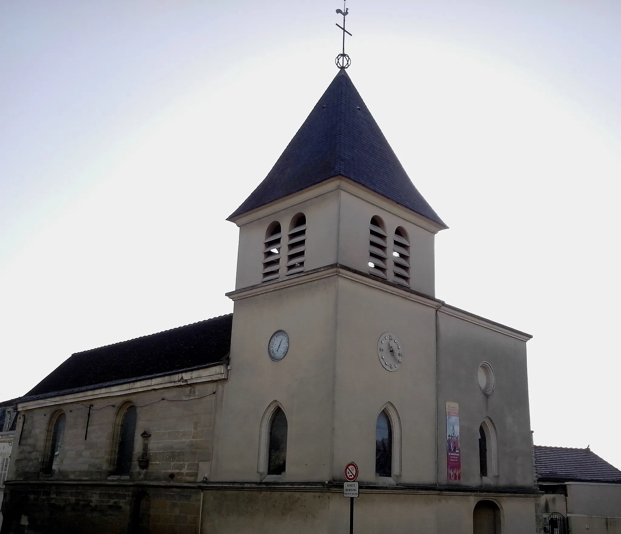 Photo showing: Eglise Saint Jean-Baptiste à Carrières-sur-Seine