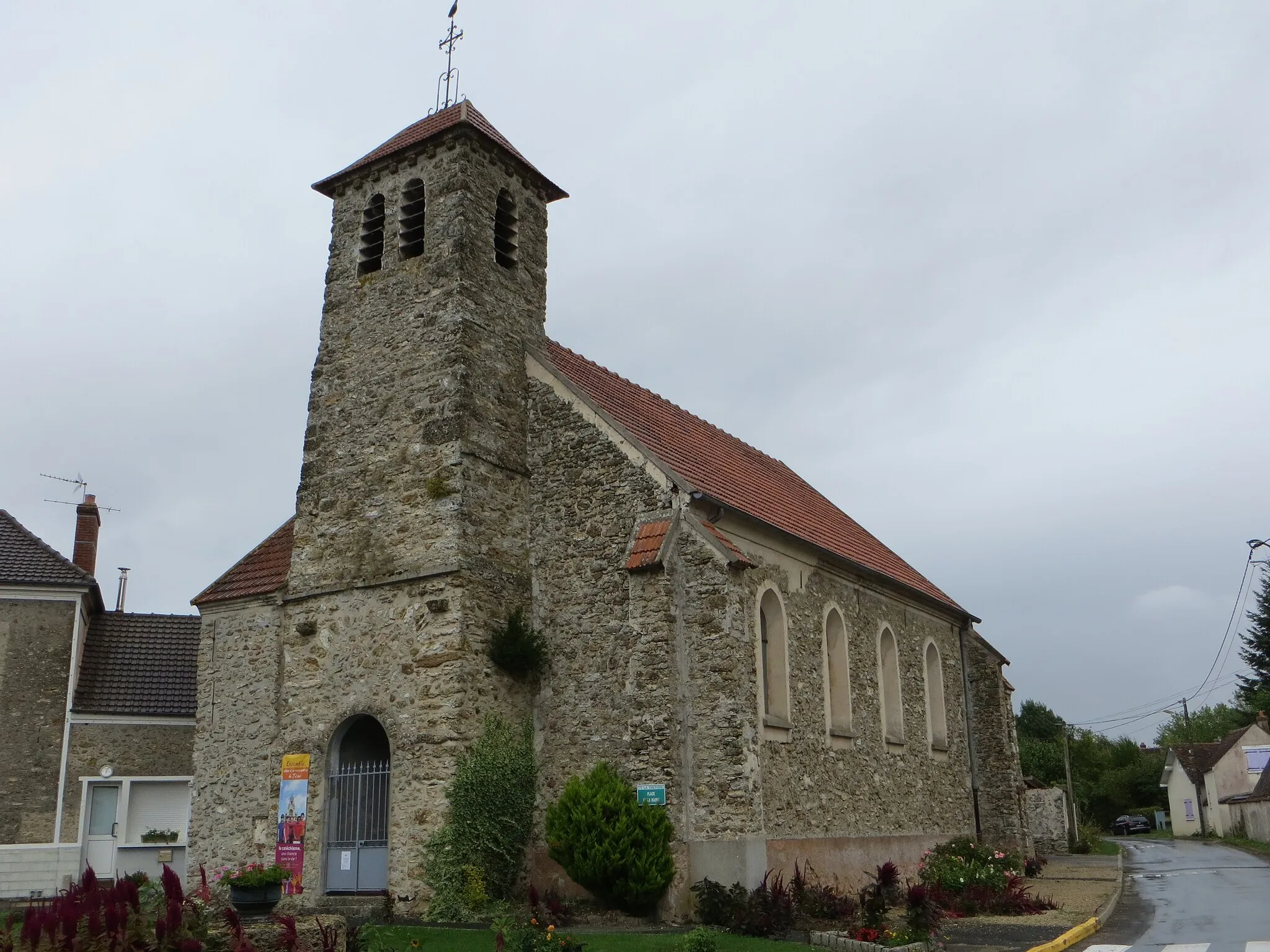 Photo showing: Vue de l'église